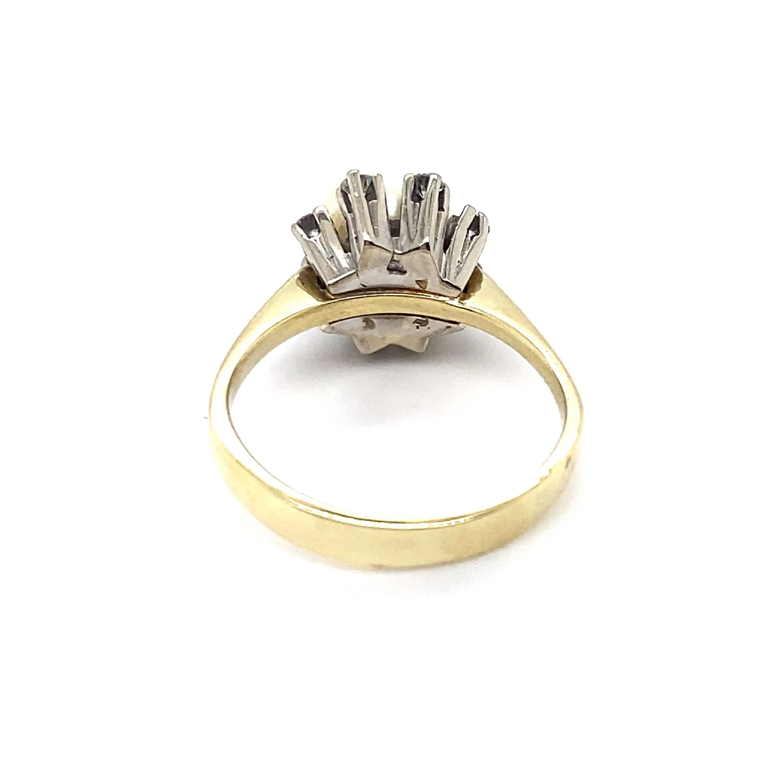 Ring Gelbgold mit Perle und Brillanten Ring Gelbgold mit Perle und Brillanten