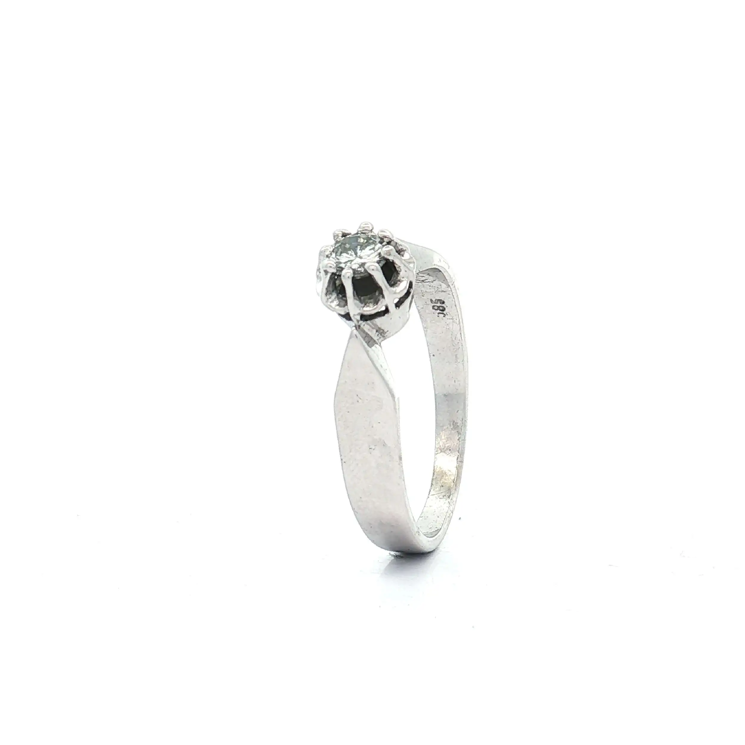 Ring Weißgold mit Solitär Brillant, graviert mit 0,22ct Ring Weißgold mit Solitär Brillant, graviert mit 0,22ct