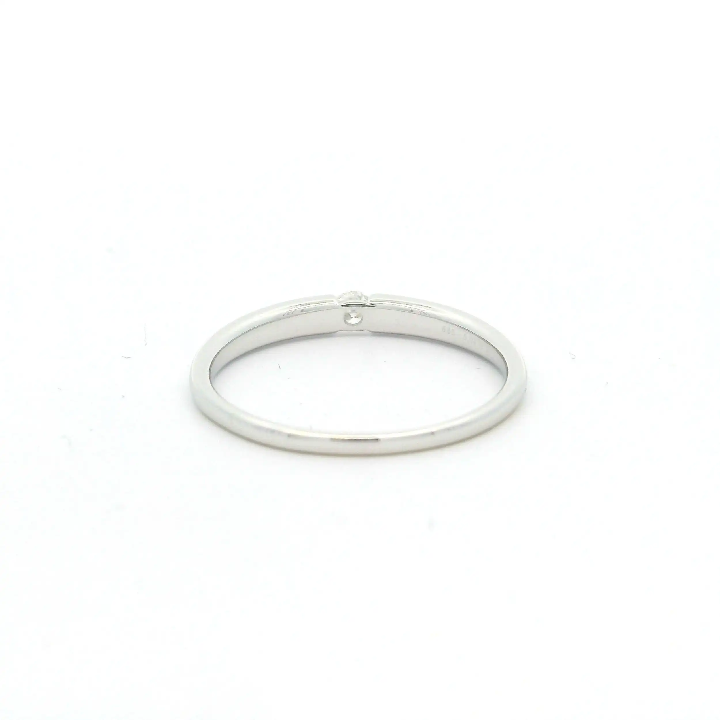 Ring Weißgold mit Brillant, graviert mit 0,09ct. W/SI