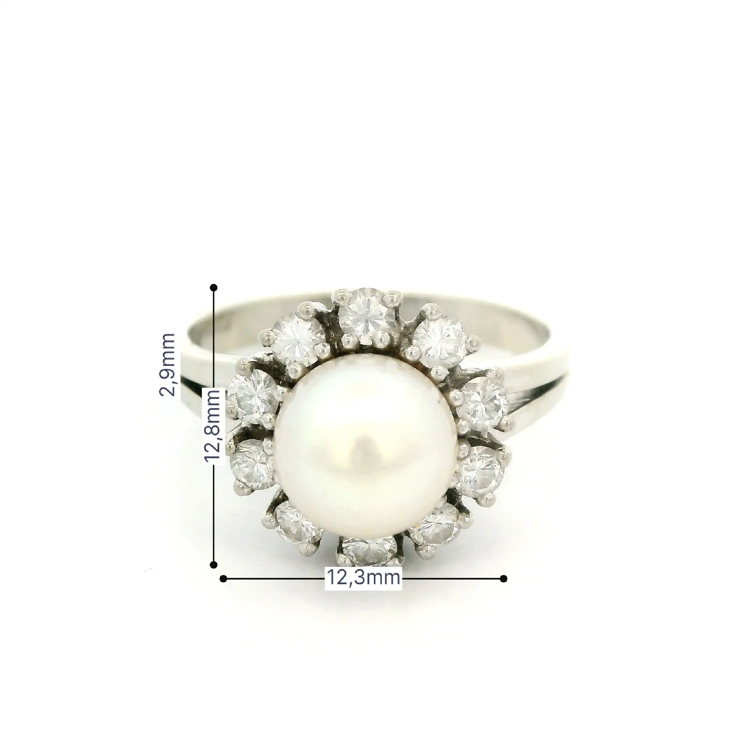Ring Weißgold mit Brillanten und Akoyaperle Ring Weißgold mit Brillanten und Akoyaperle