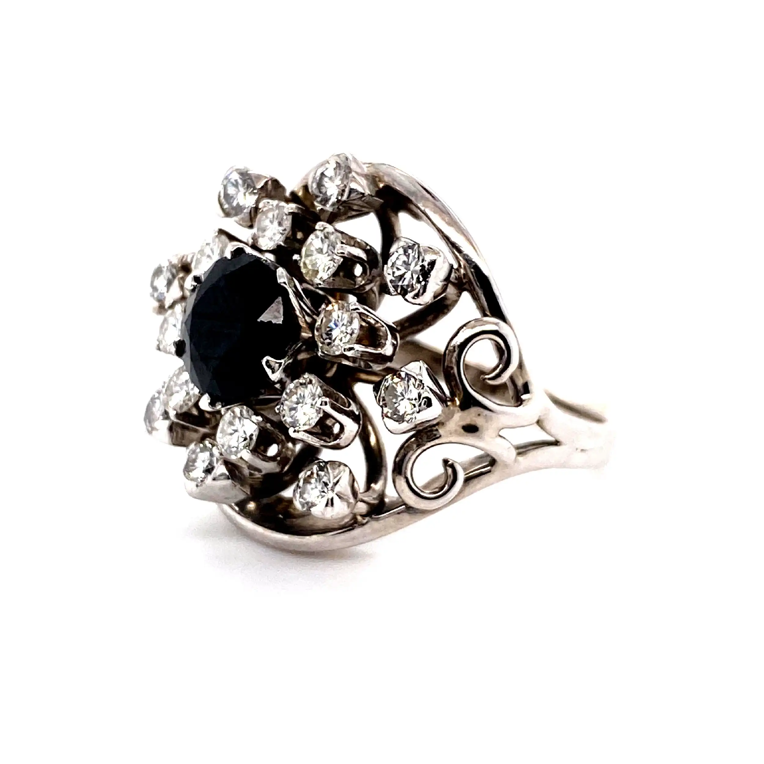 Ring Weißgold mit Saphir und Brillanten Ring Weißgold mit Saphir und Brillanten