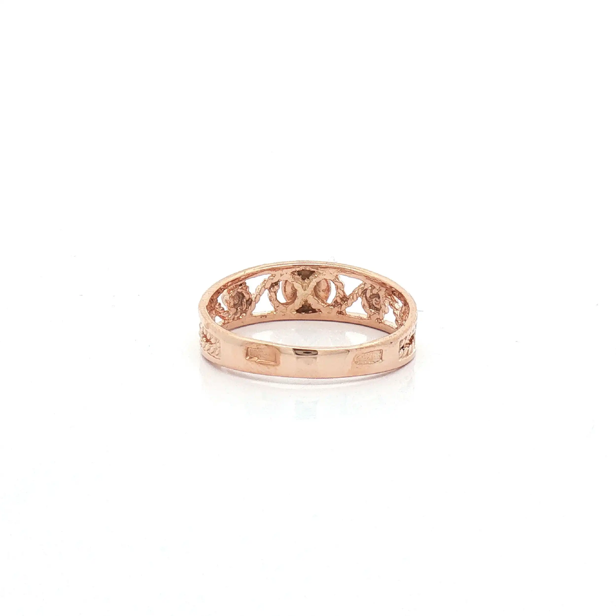Ring Rotgold mit grünem Farbstein Cabochon Ring Rotgold mit grünem Farbstein Cabochon