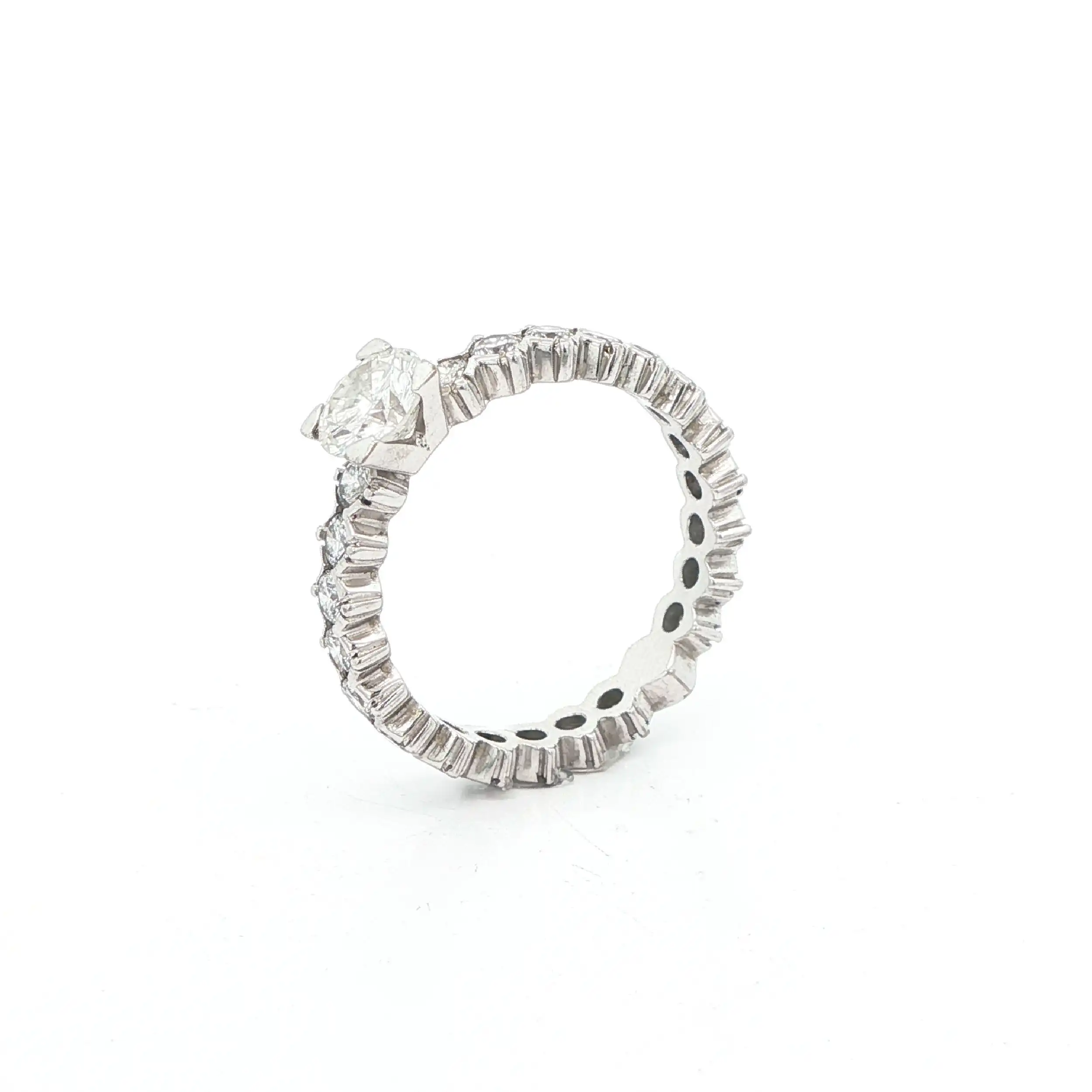 Ring Weißgold mit Brillanten Ring Weißgold mit Brillanten
