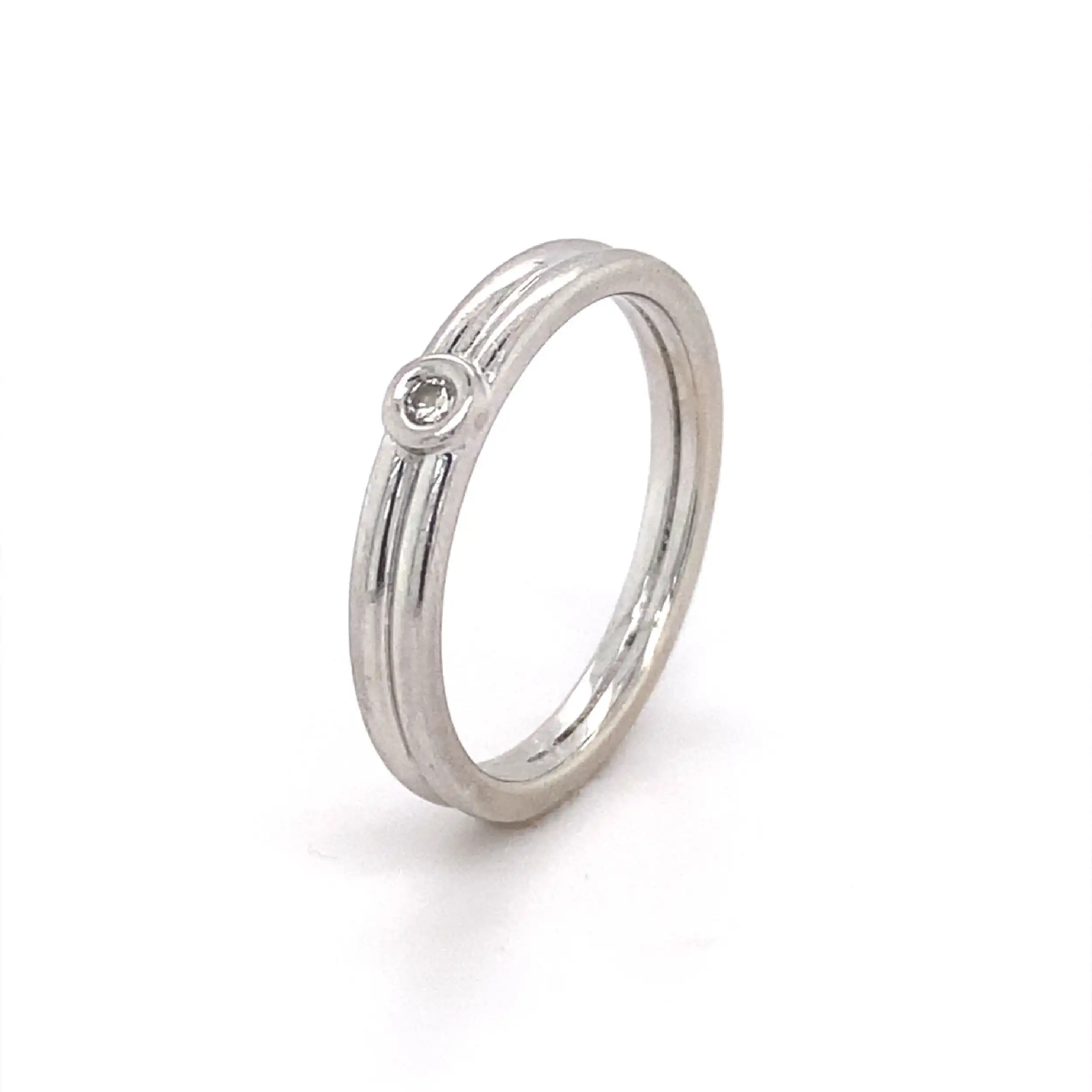 Ring Weißgold mit Brillant, graviert mit 0,08ct Ring Weißgold mit Brillant, graviert mit 0,08ct