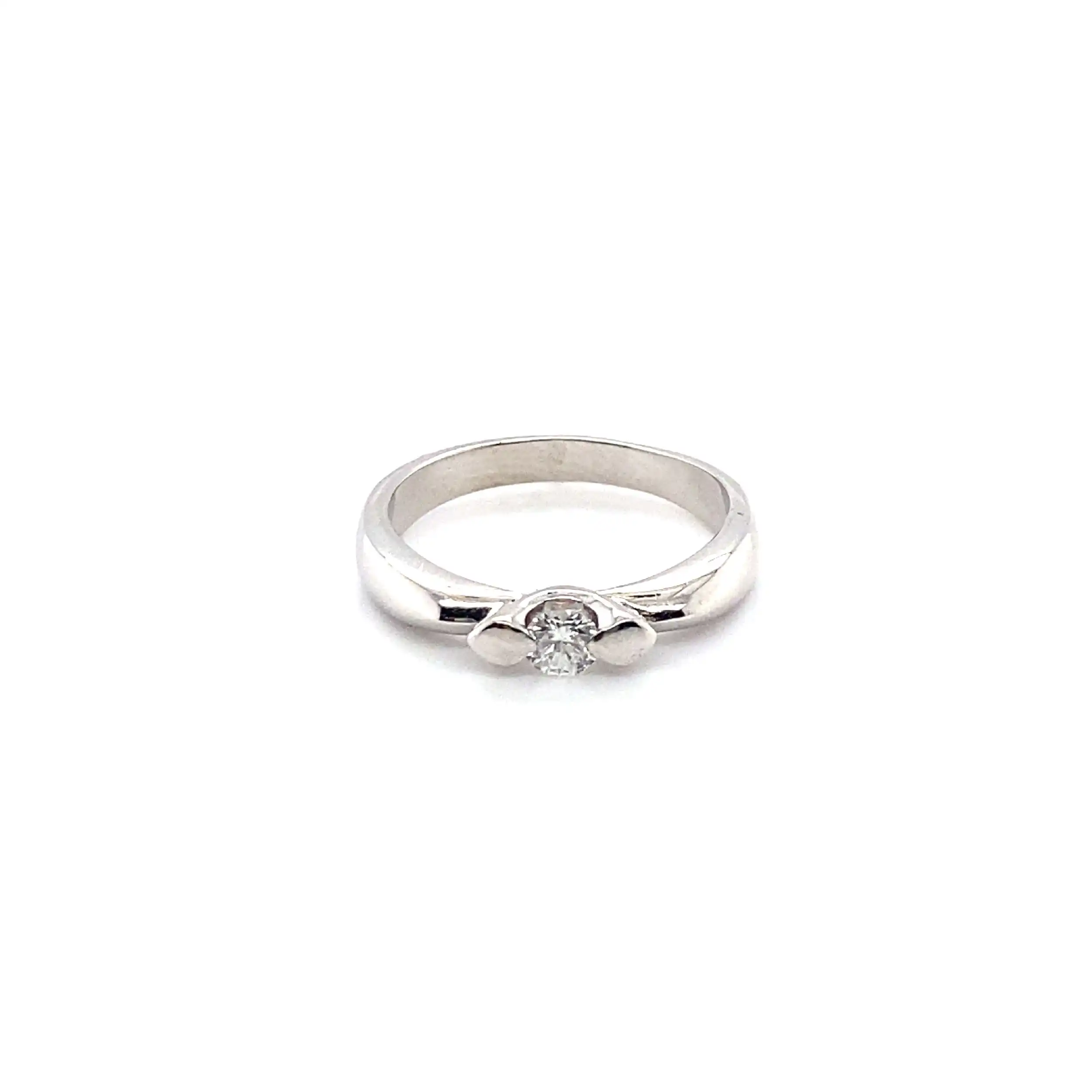 Ring Weißgold mit Brillant Ring Weißgold mit Brillant