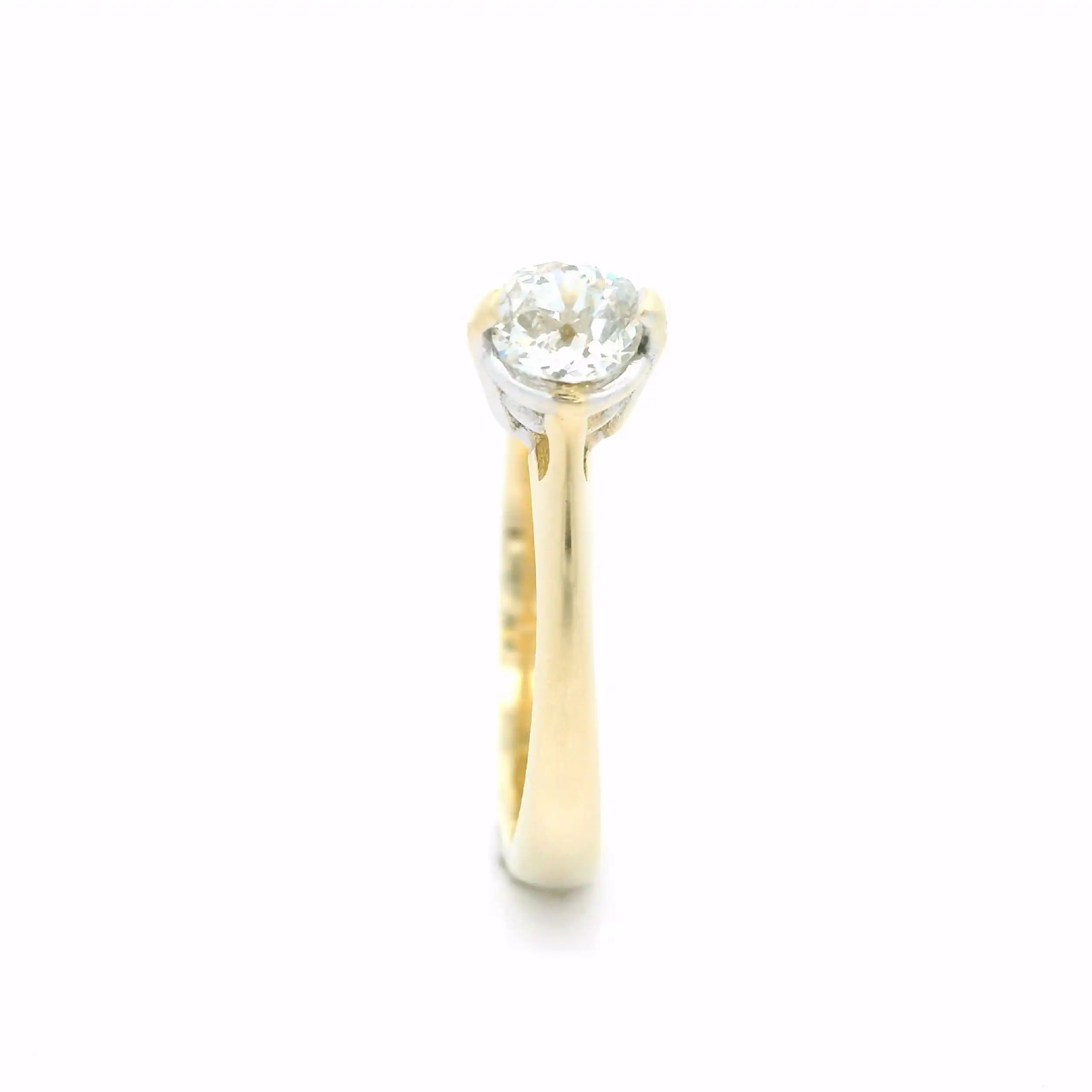Ring Gelbgold mit Diamant Altschliff