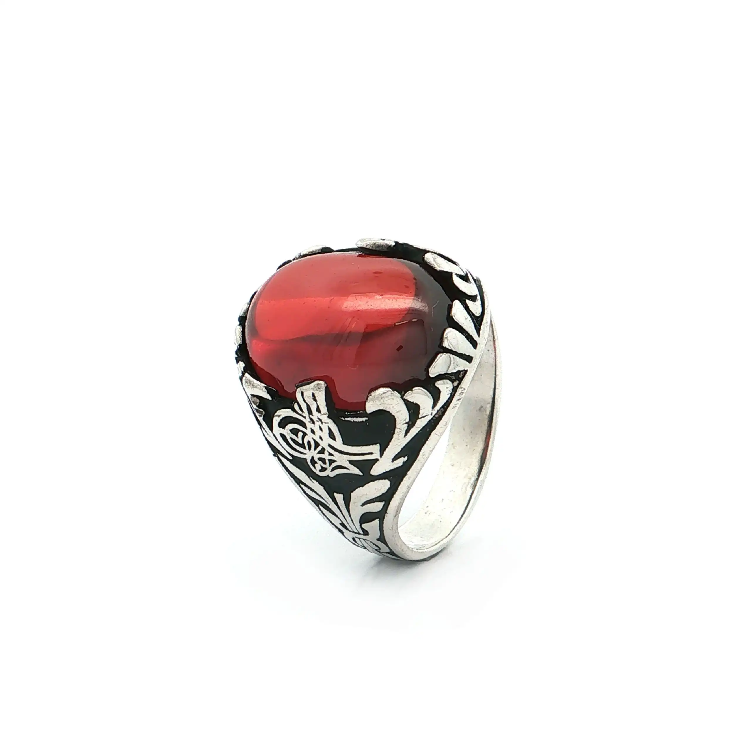 Ring Silber mit rotem Farbstein