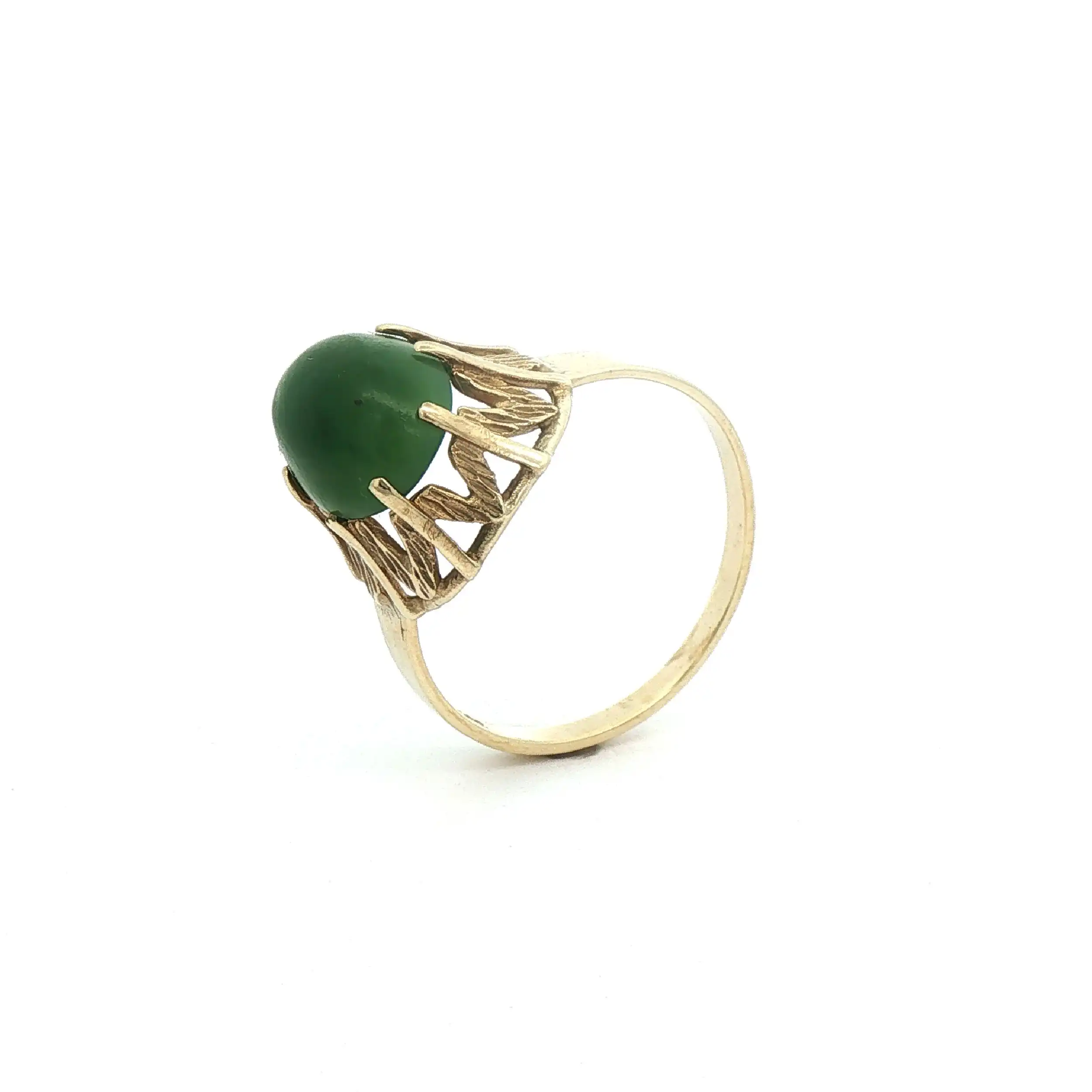Ring Gelbgold mit Jade Stein