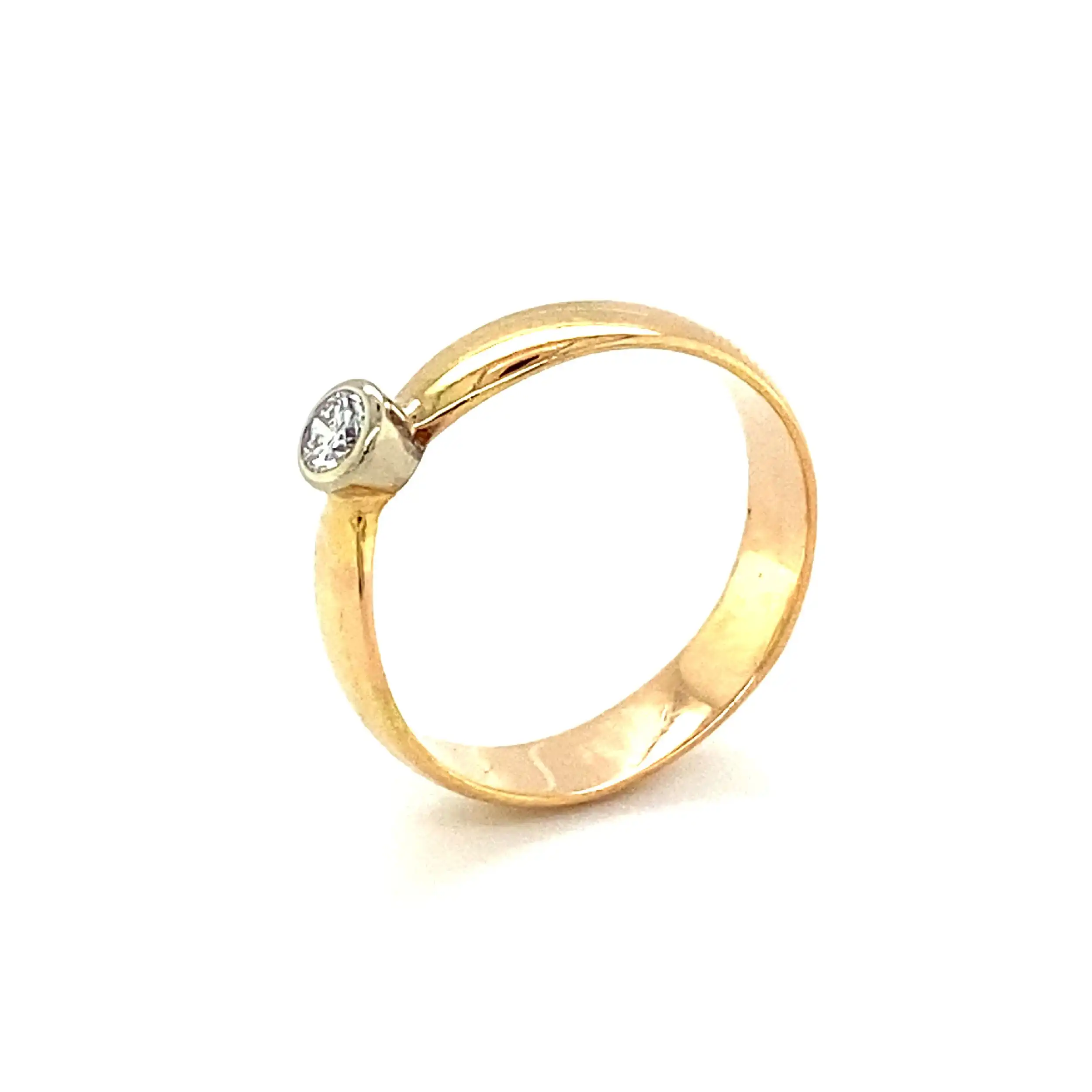 Ring Gelbgold mit Brillant Ring Gelbgold mit Brillant