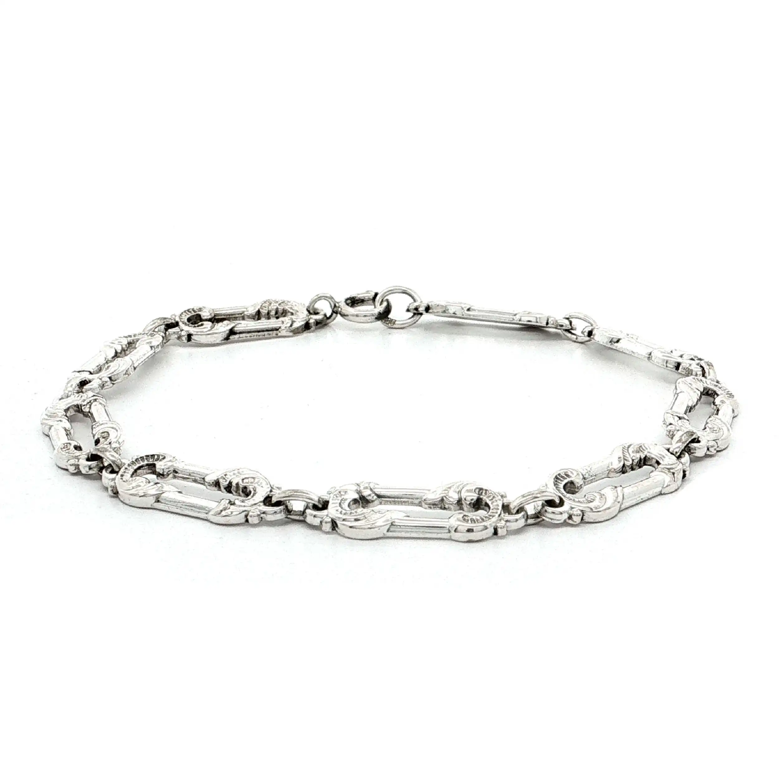 Vintage Kettenarmband mit verzierten Gliedern — Silber
