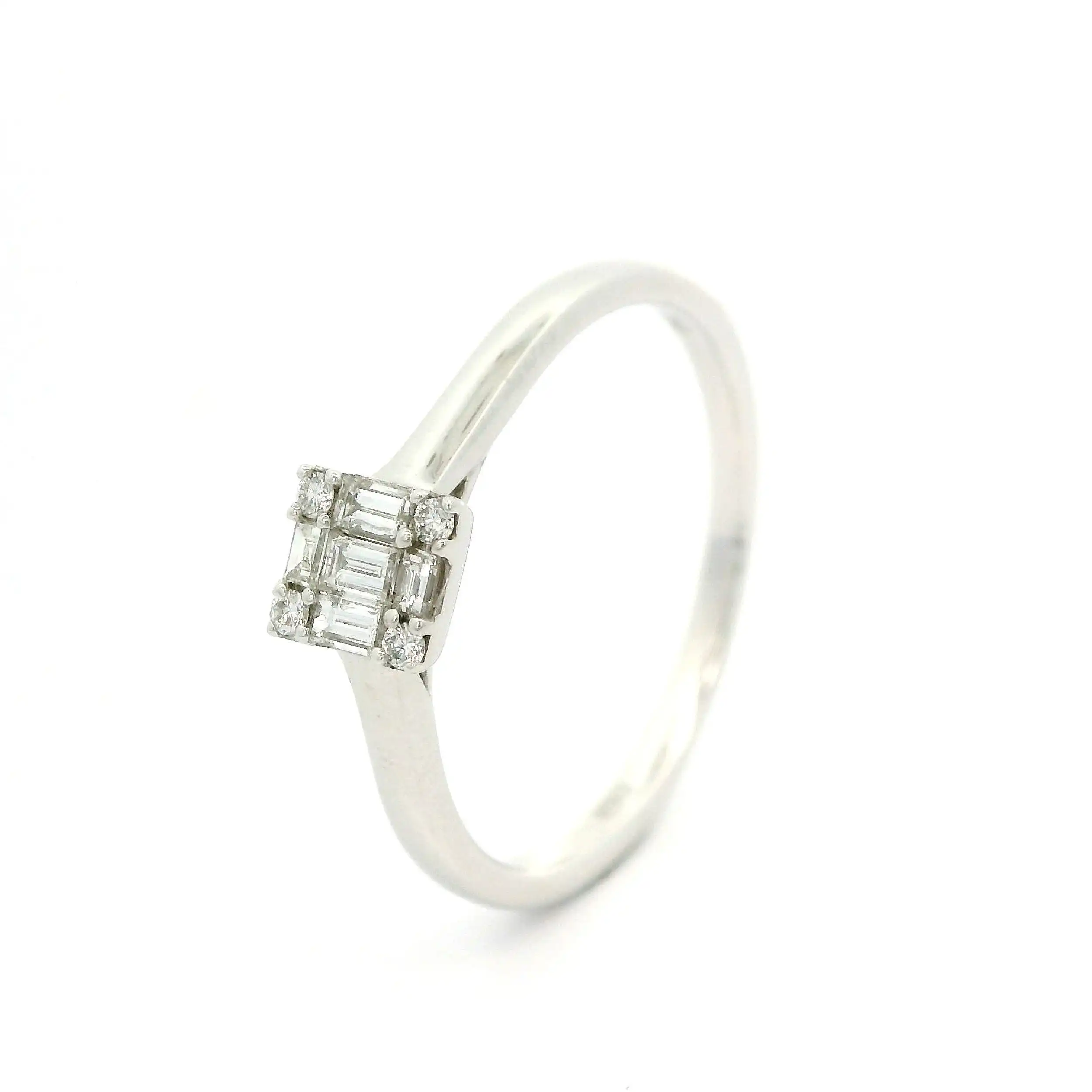 Ring Weißgold mit Brillanten und Baguette Diamanten Ring Weißgold mit Brillanten und Baguette Diamanten