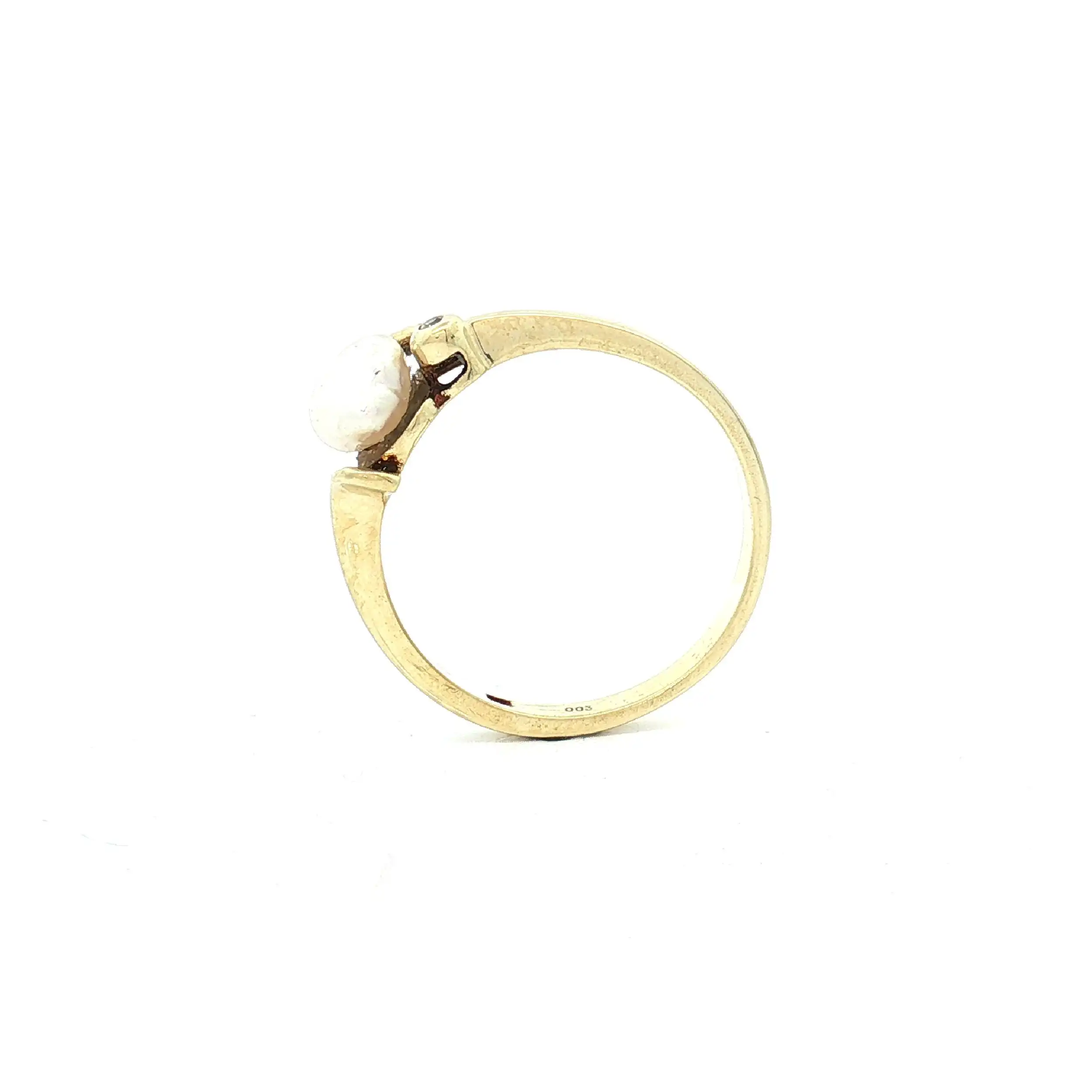 Ring Gelbgold mit Diamanten und Perle Ring Gelbgold mit Diamanten und Perle