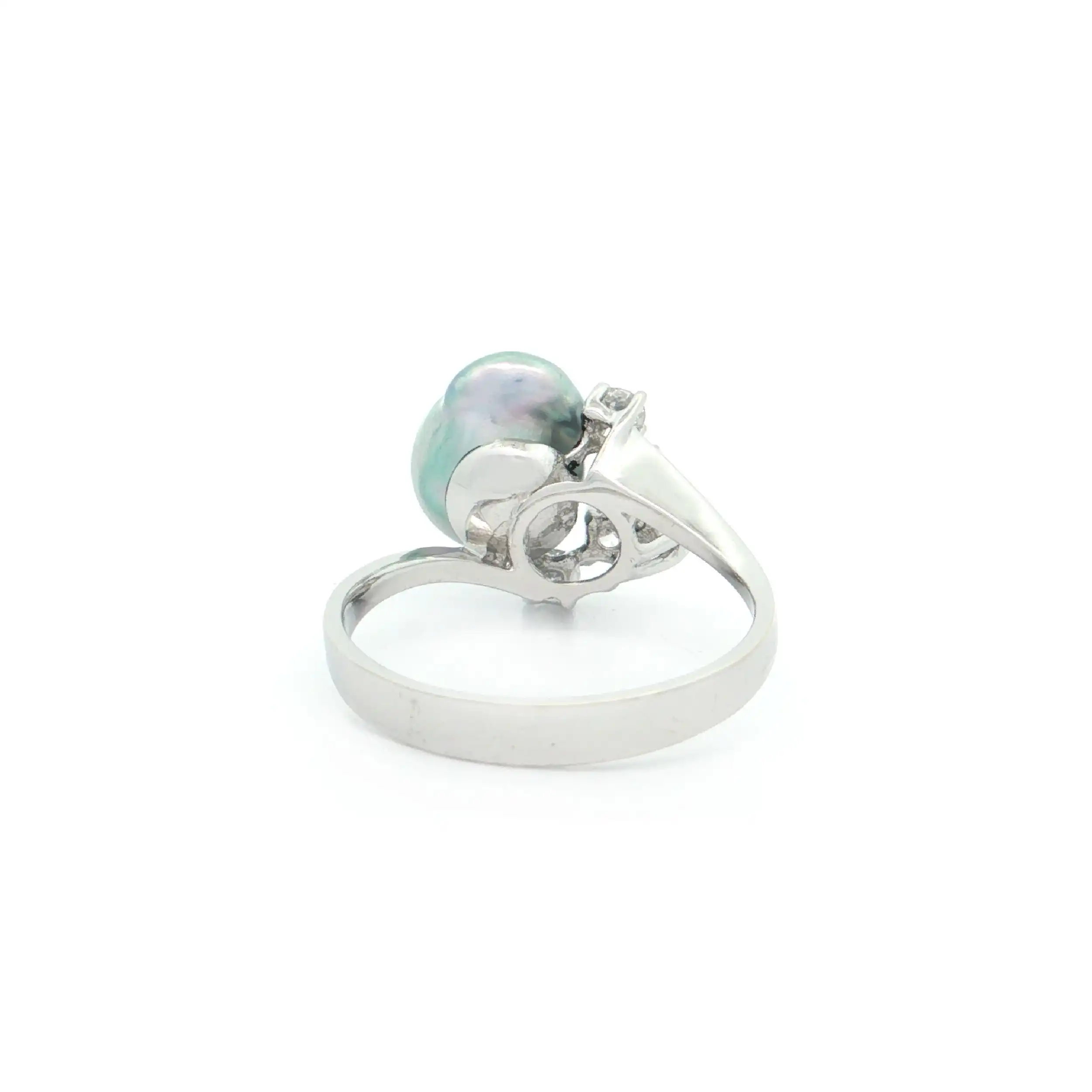 Ring Weißgold mit Brillanten und Perle, graviert mit 0,25ct Ring Weißgold mit Brillanten und Perle, graviert mit 0,25ct