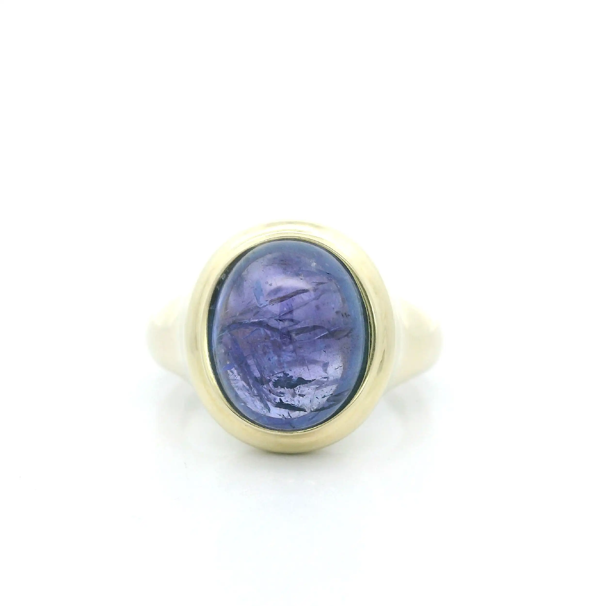 Ring Gelbgold mit Cordierit Cabochon