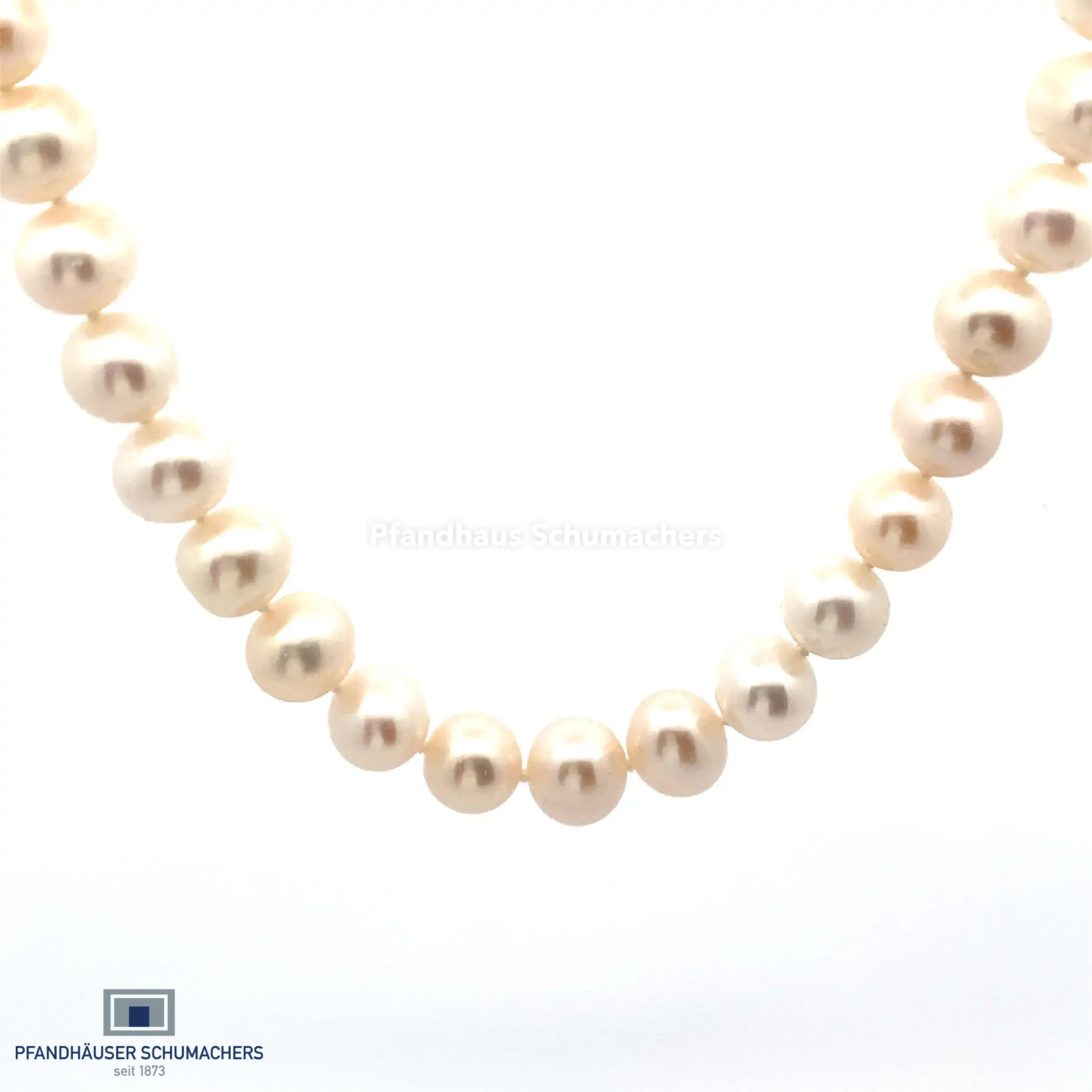 Perlenkette mit vergoldetem Magnetschloss 