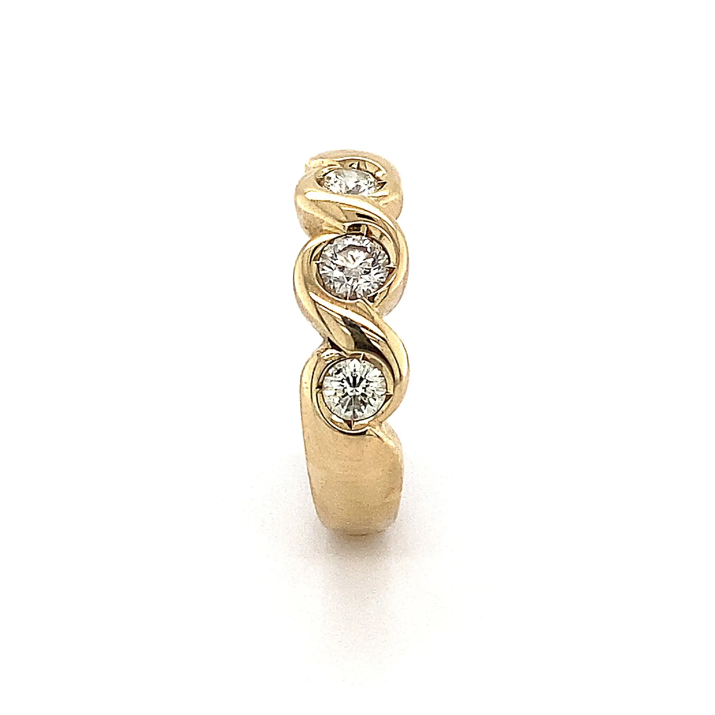 Ring Gelbgold mit Brillanten Ring Gelbgold mit Brillanten