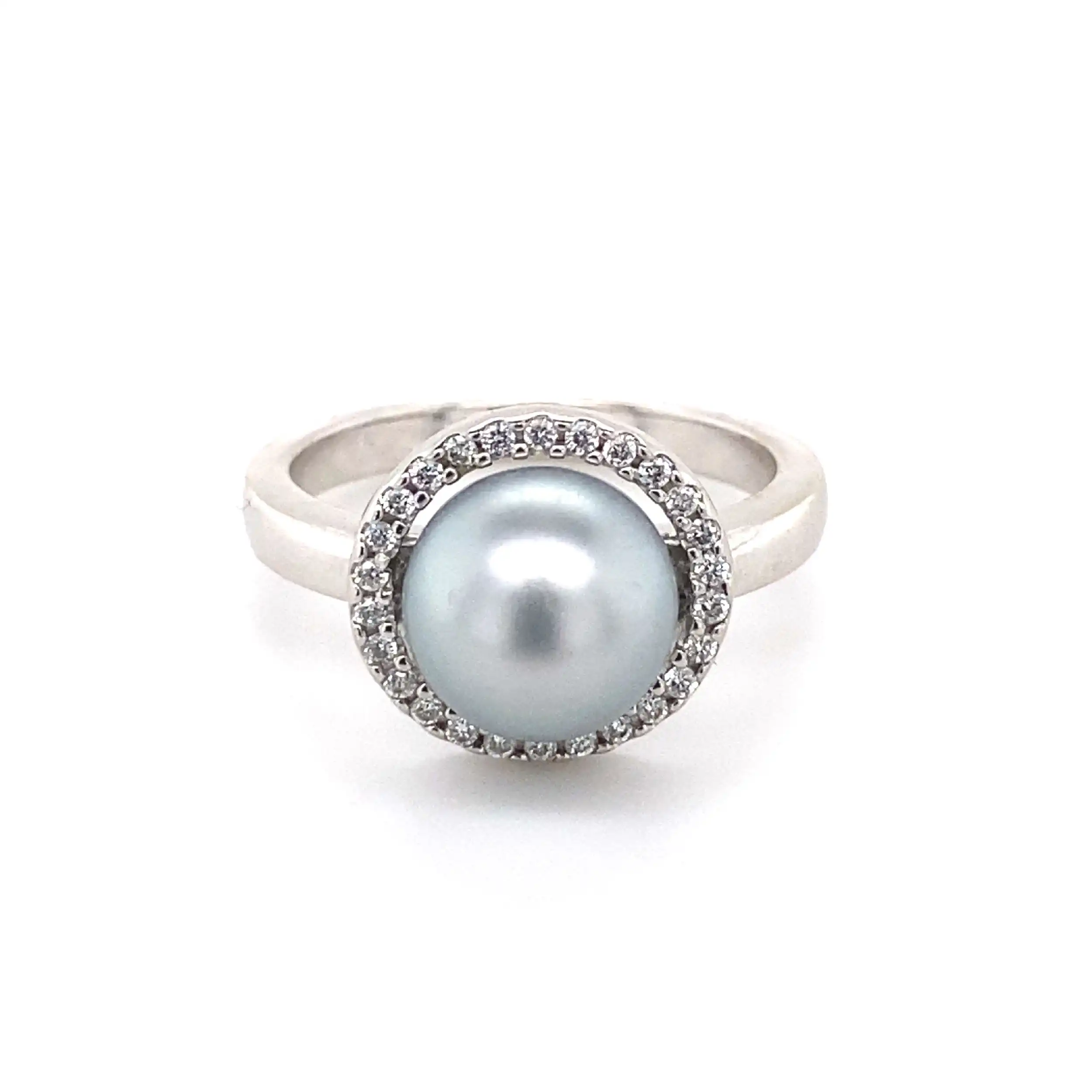 Ring Weißgold mit Perle und Brillanten Ring Weißgold mit Perle und Brillanten