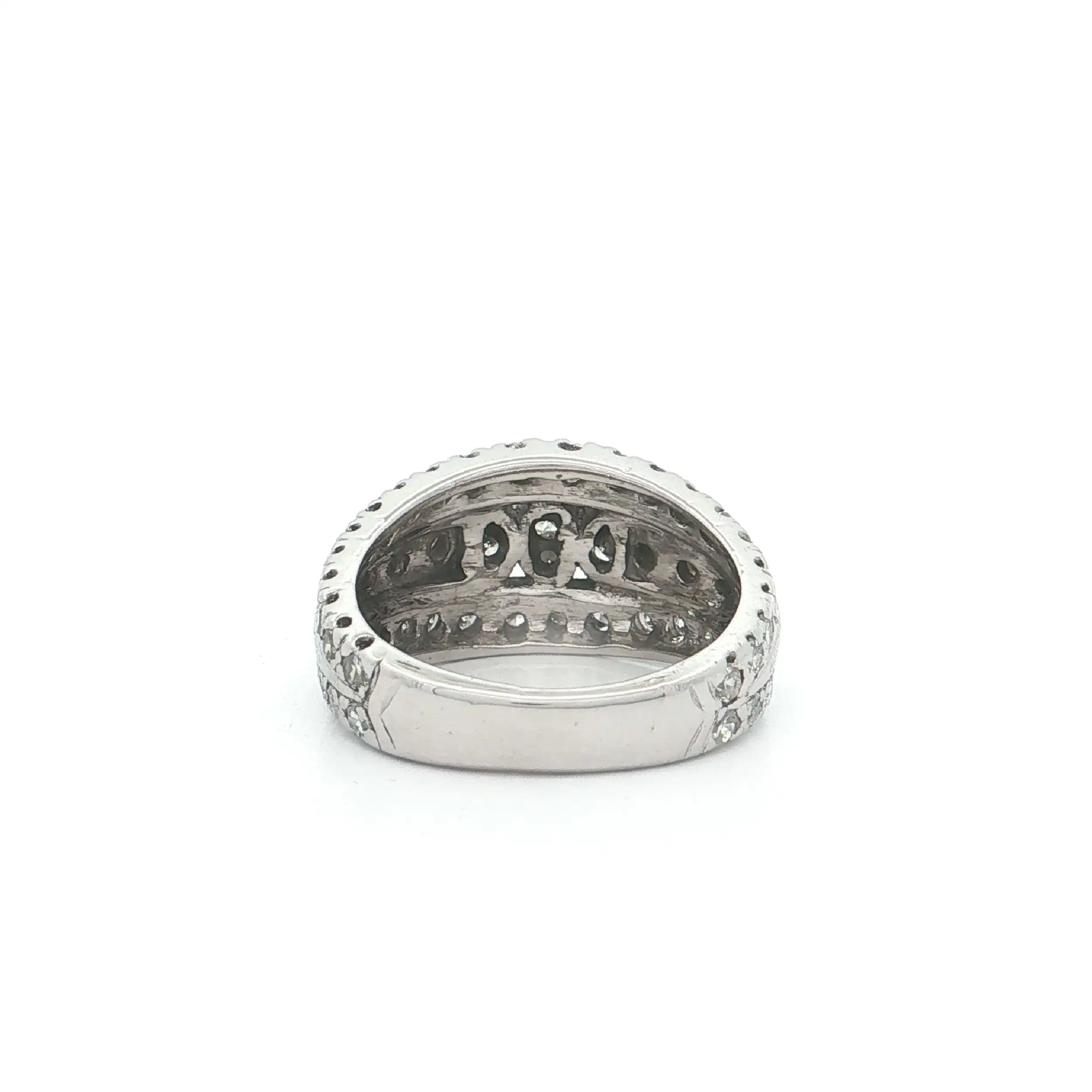 Ring Weißgold mit Brillanten und Diamanten Ring Weißgold mit Brillanten und Diamanten
