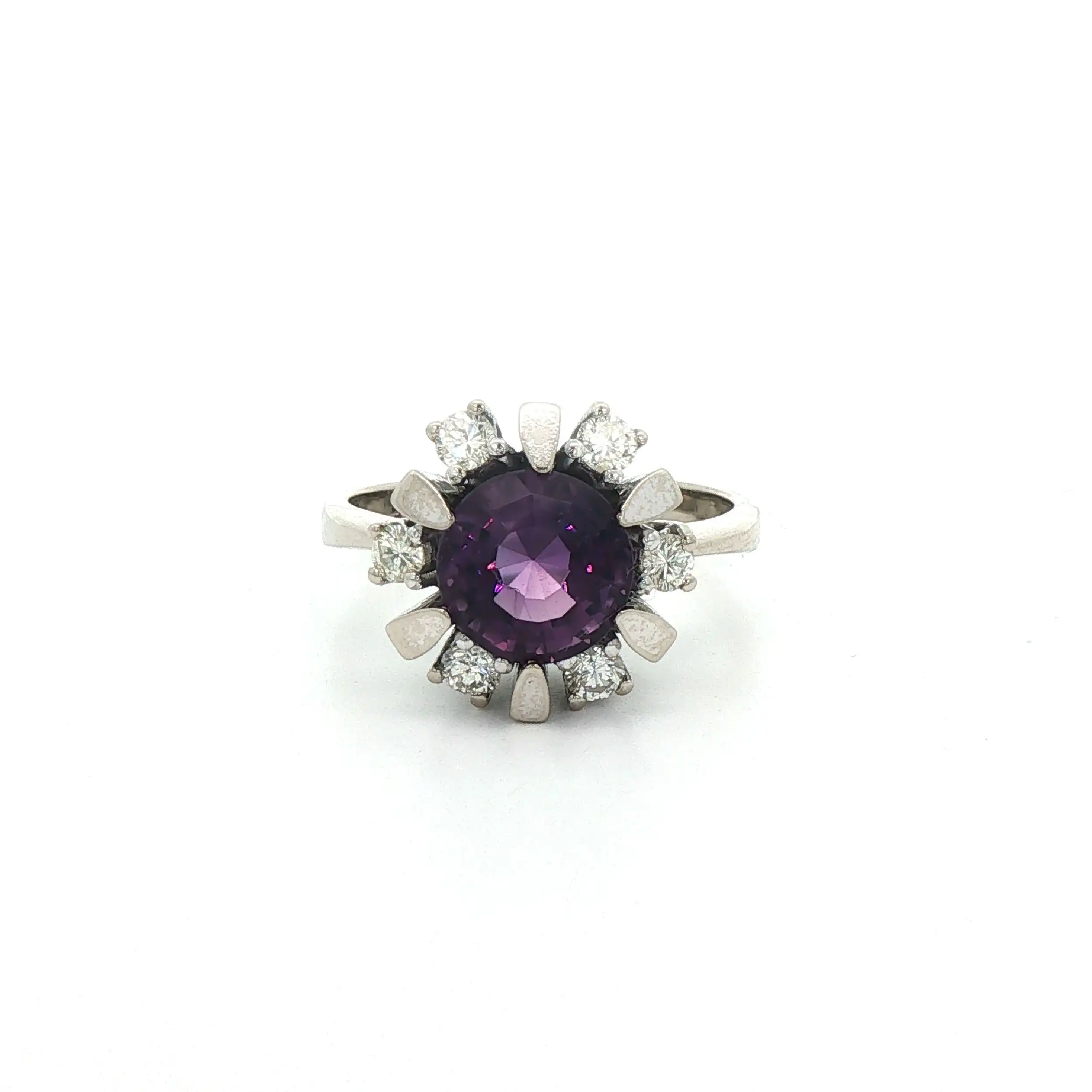 Ring Weißgold mit Brillanten und Amethyst Ring Weißgold mit Brillanten und Amethyst