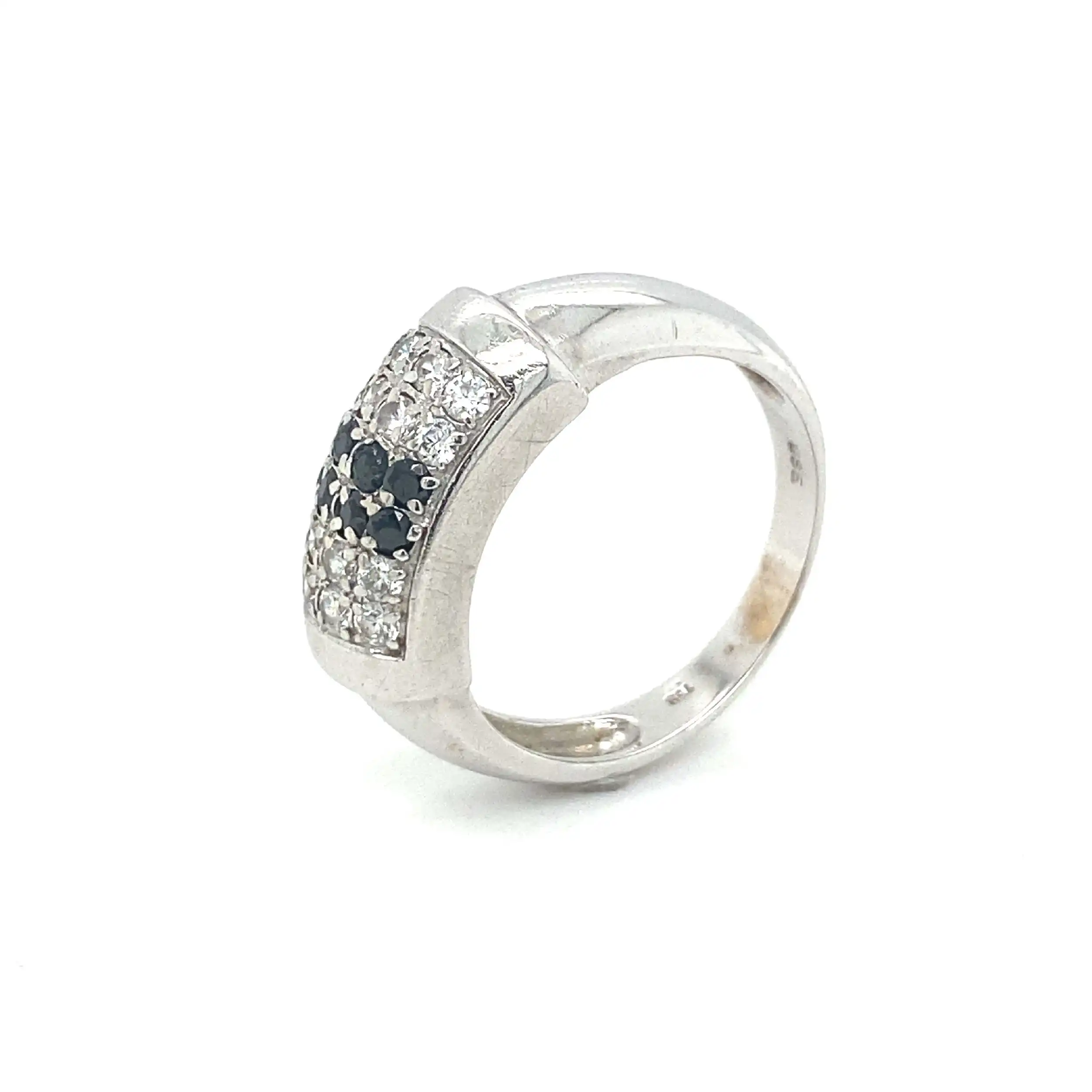 Ring Weißgold mit schwarzen und weißen Zirkonia Ring Weißgold mit schwarzen und weißen Zirkonia