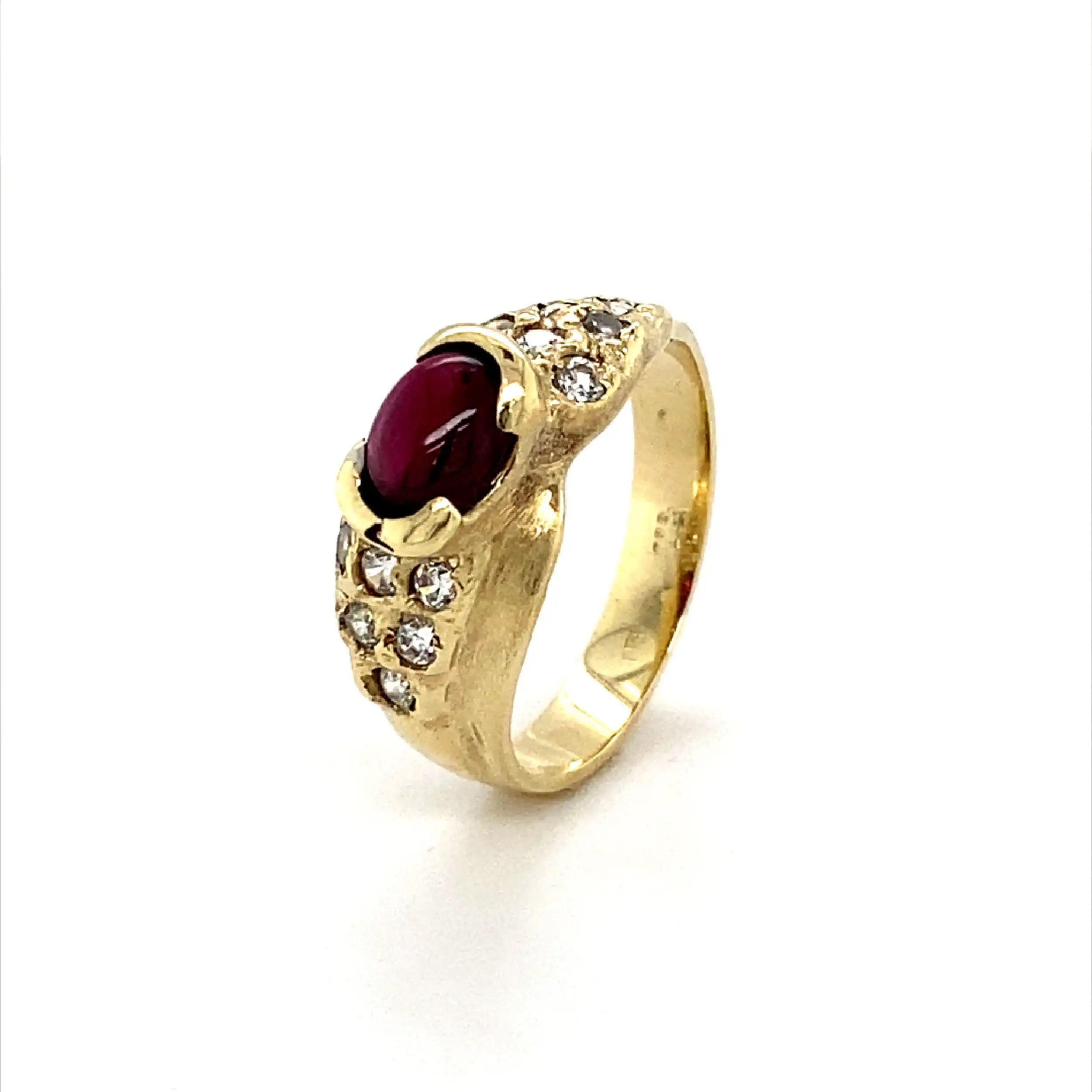 Ring Gelbgold mit rotem Farbstein und Zirkonia Ring Gelbgold mit rotem Farbstein und Zirkonia