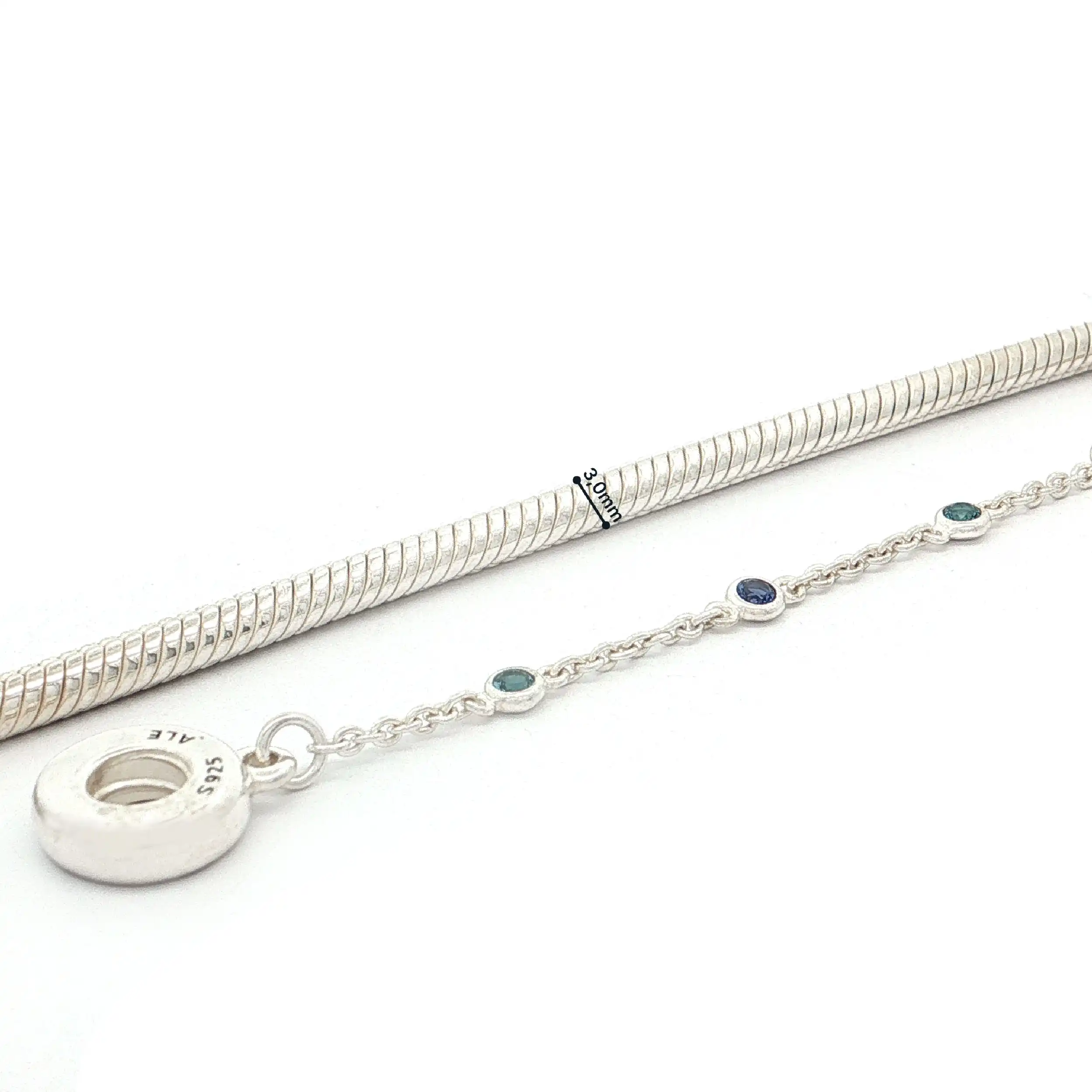 Charm-Armband Silber "Pandora" mit Verlängerungskette mit Farbsteinen Charm-Armband Silber "Pandora" mit Verlängerungskette mit Farbsteinen