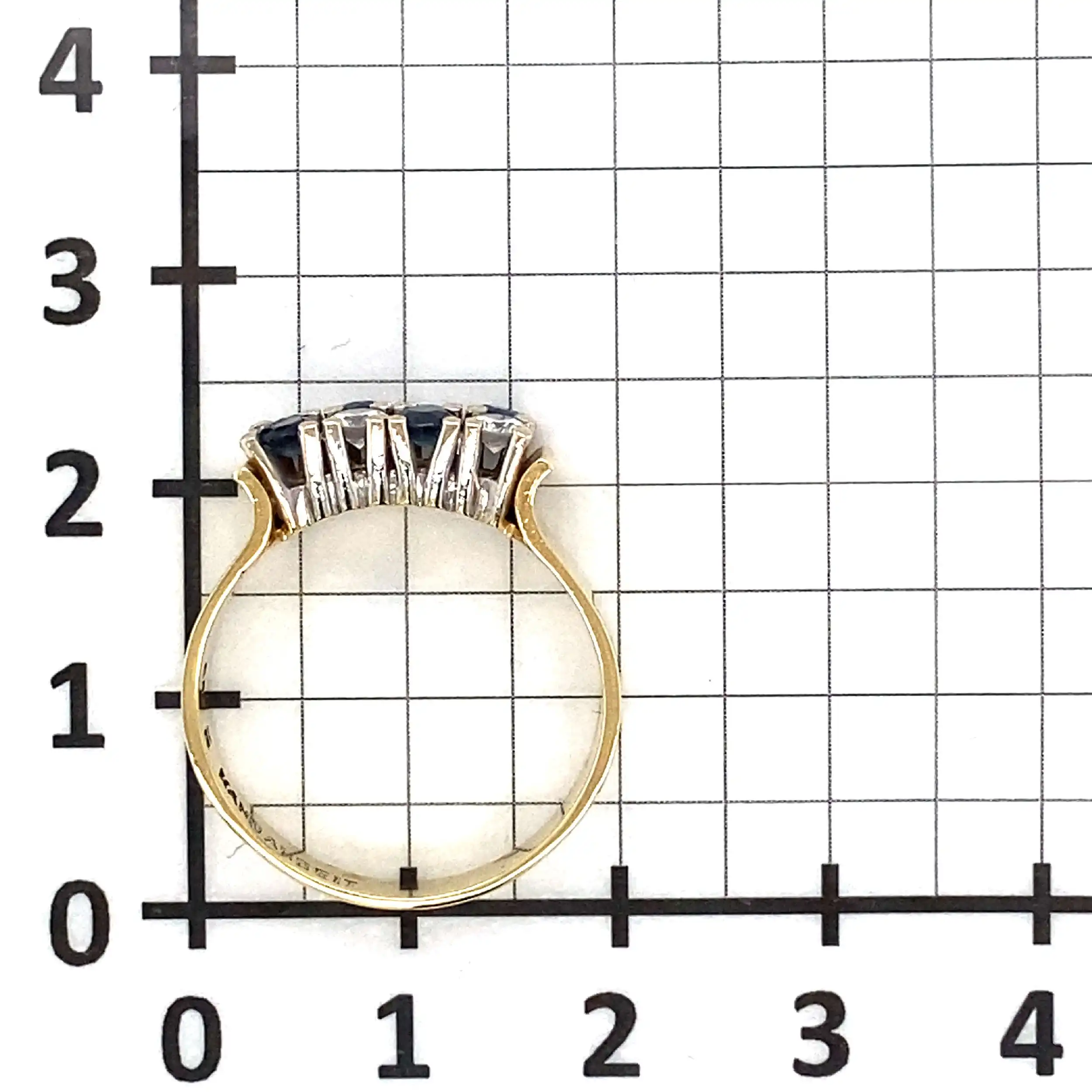 Ring Bicolor mit Brillanten und blauen Farbsteinen Ring Bicolor mit Brillanten und blauen Farbsteinen