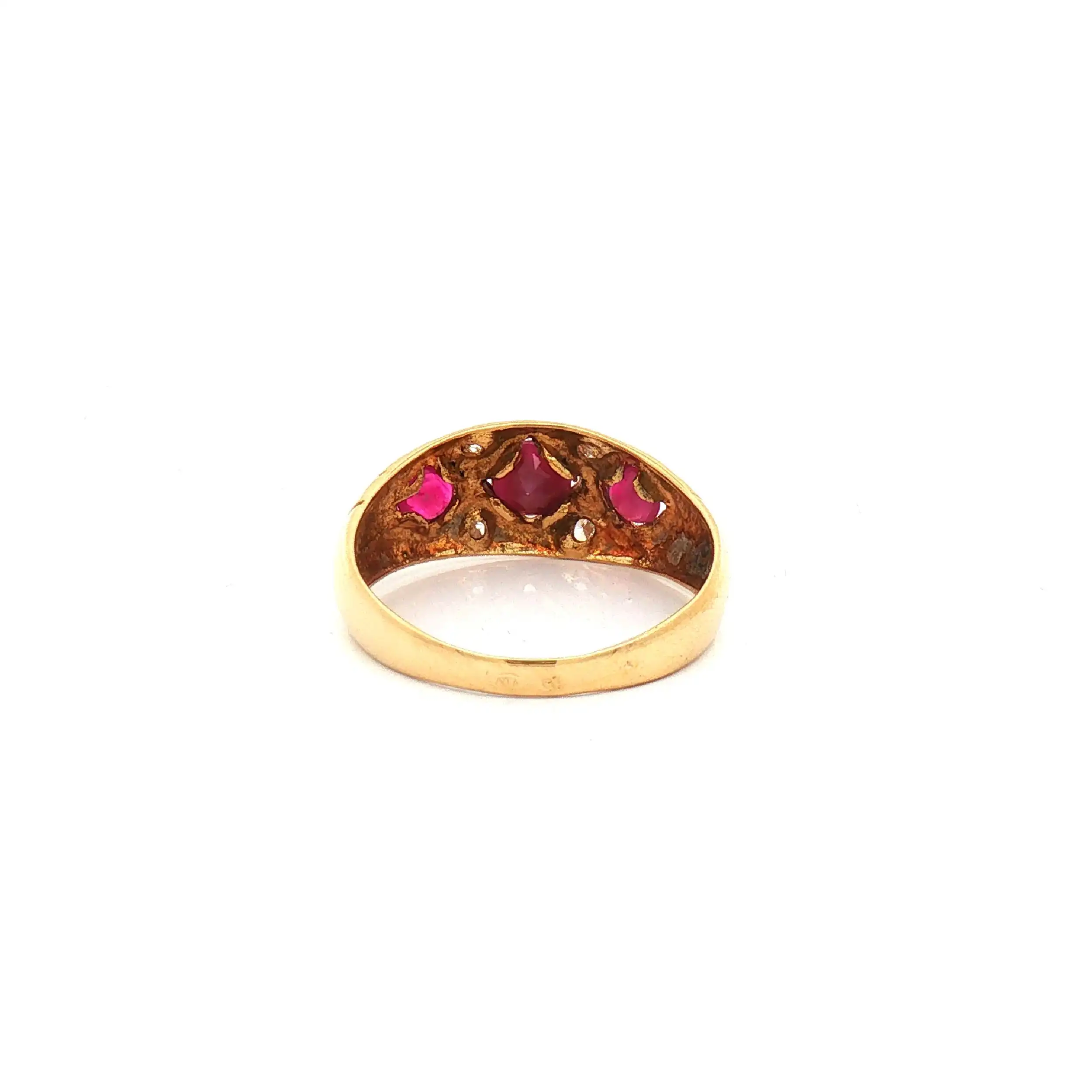 Ring Gelbgold mit roten Farbsteinen und Zirkonia