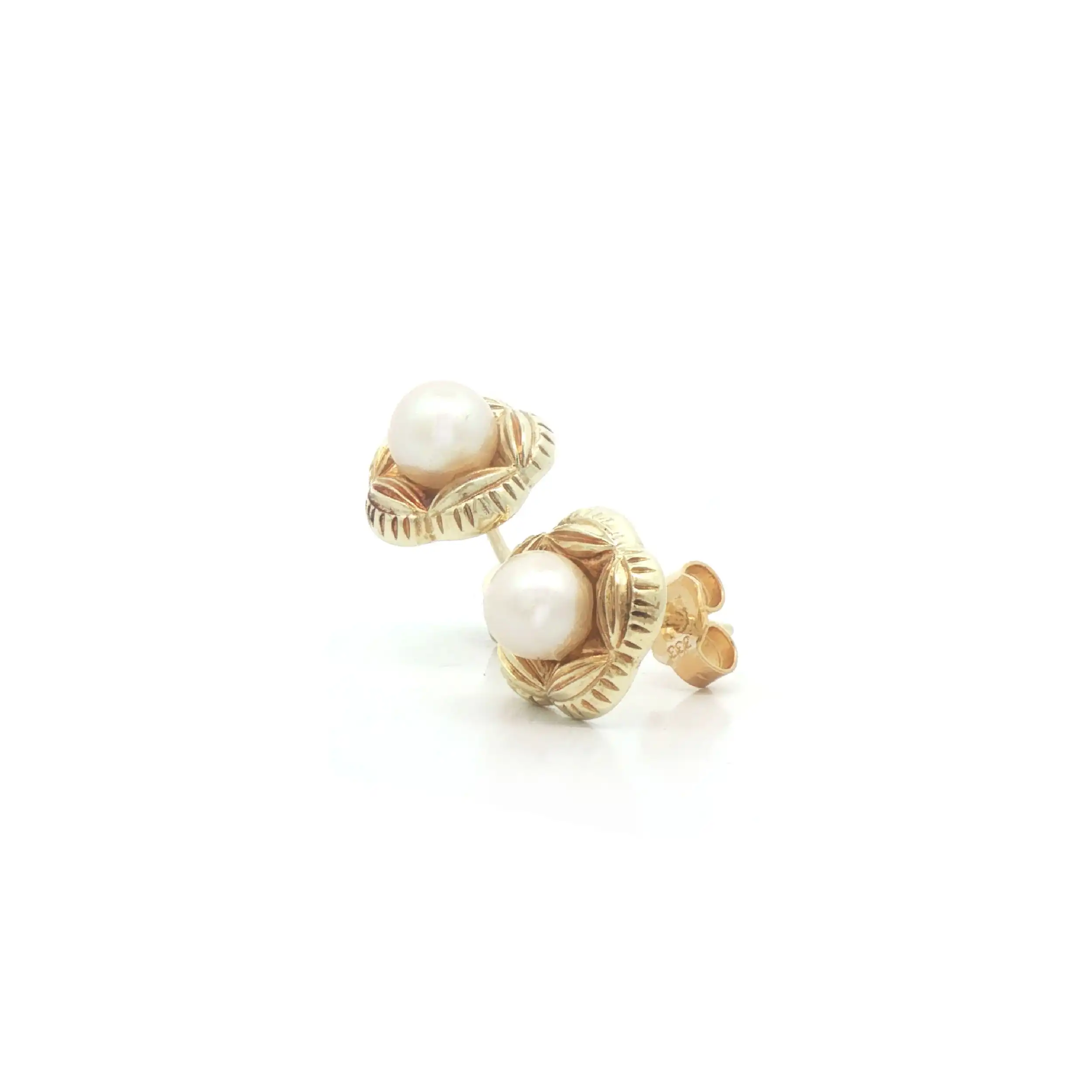 Ohrstecker Gelbgold mit Perle Ohrstecker Gelbgold mit Perle