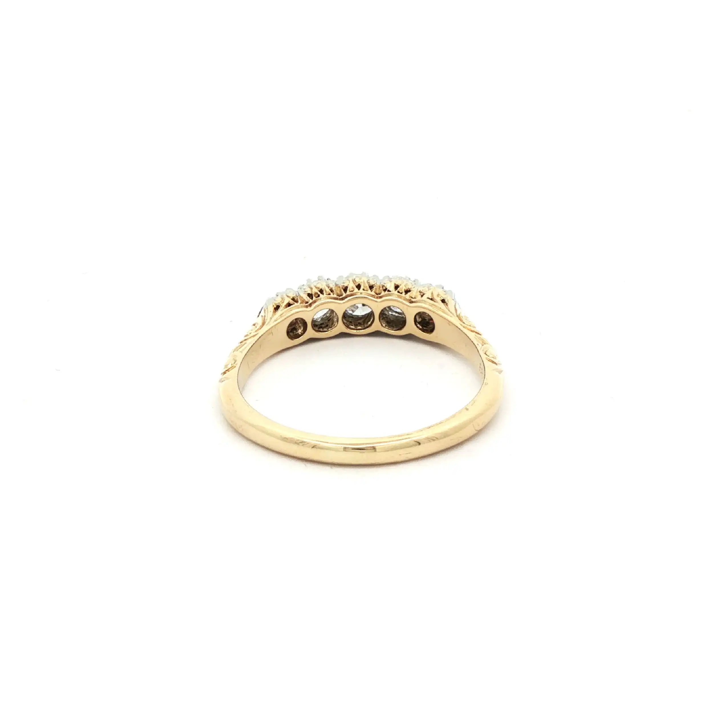 Ring Gelbgold mit Brillanten und Altschliffdiamanten Ring Gelbgold mit Brillanten und Altschliffdiamanten