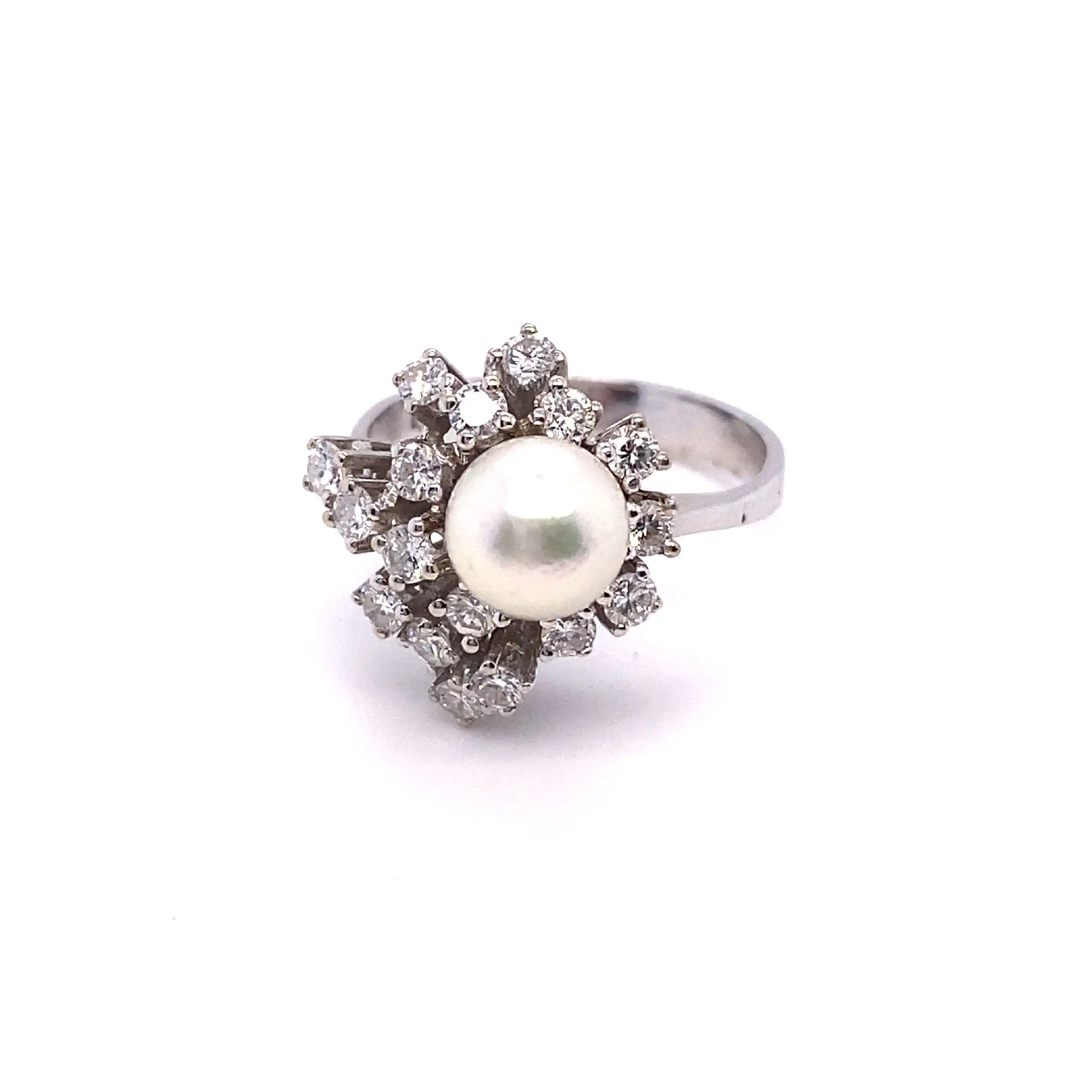 Ring Weißgold mit Perle und Brillanten Ring Weißgold mit Perle und Brillanten