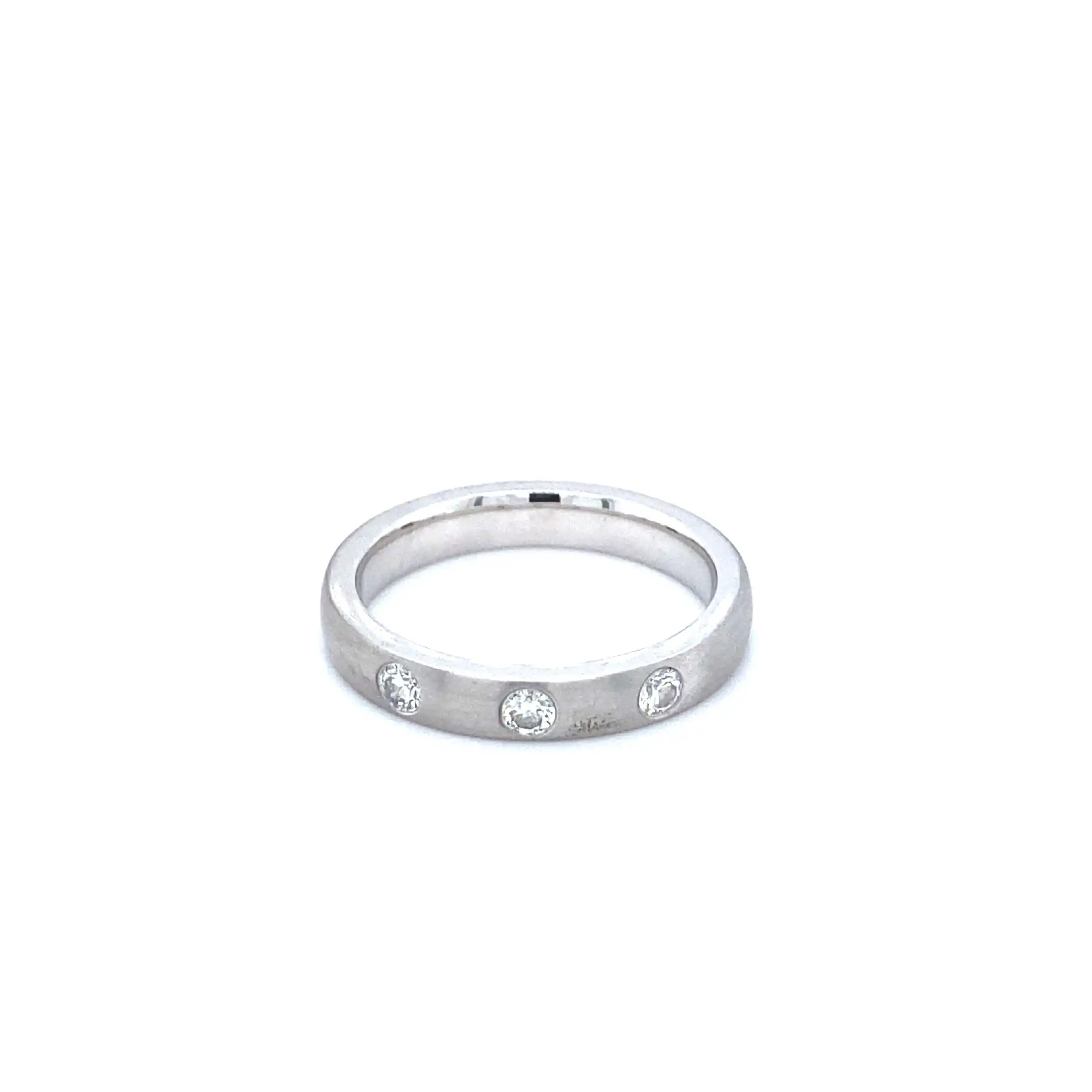 Ring Weißgold mit Brillanten Ring Weißgold mit Brillanten