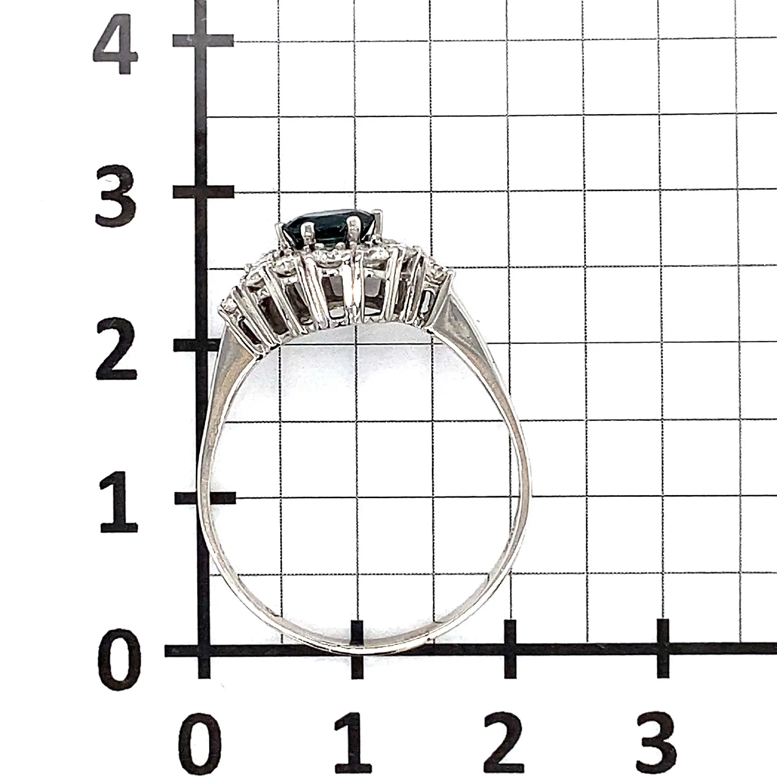 Ring Weißgold mit Saphir und Brillanten Ring Weißgold mit Saphir und Brillanten