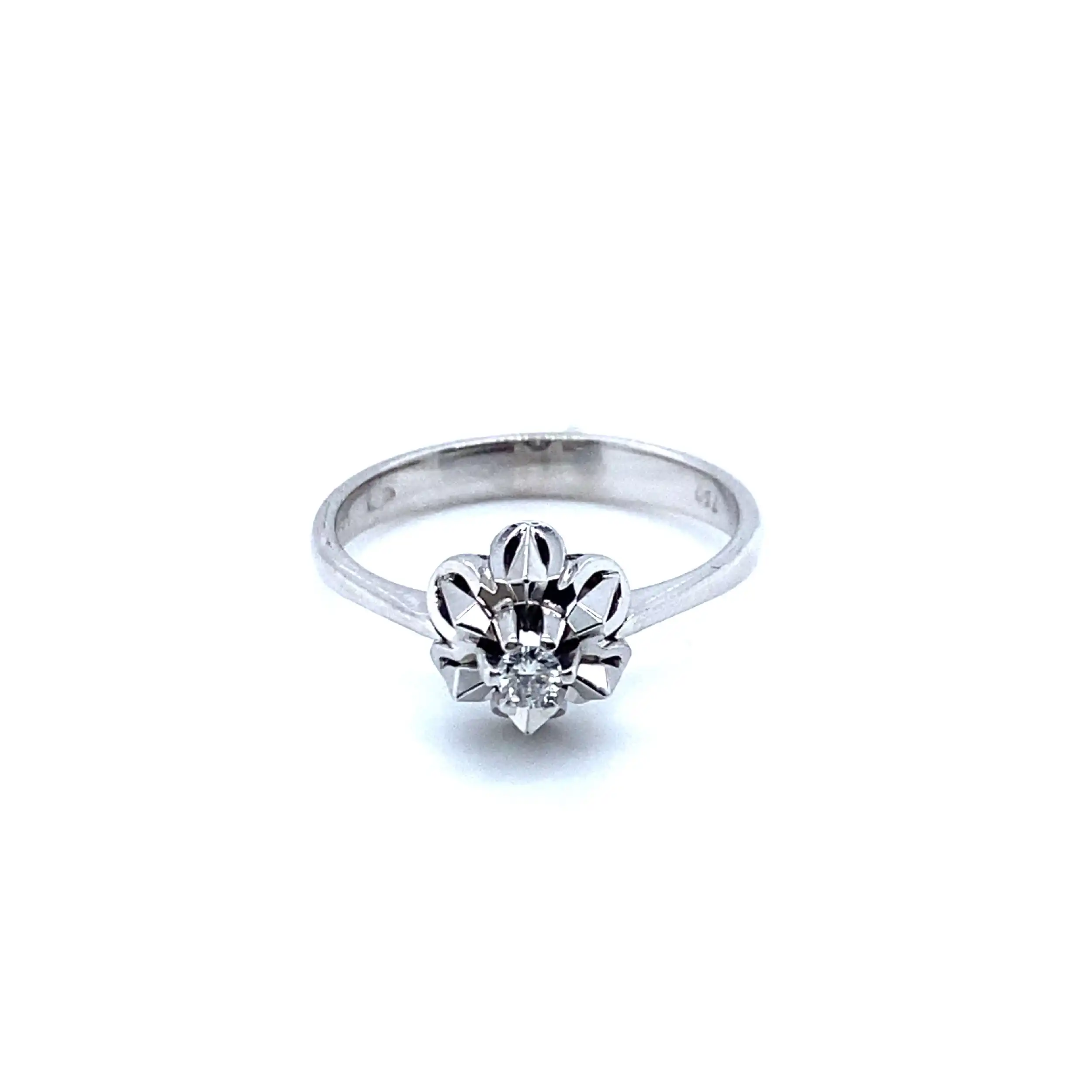 Ring Weißgold mit Brillant, graviert mit 0,07ct. Ring Weißgold mit Brillant, graviert mit 0,07ct.