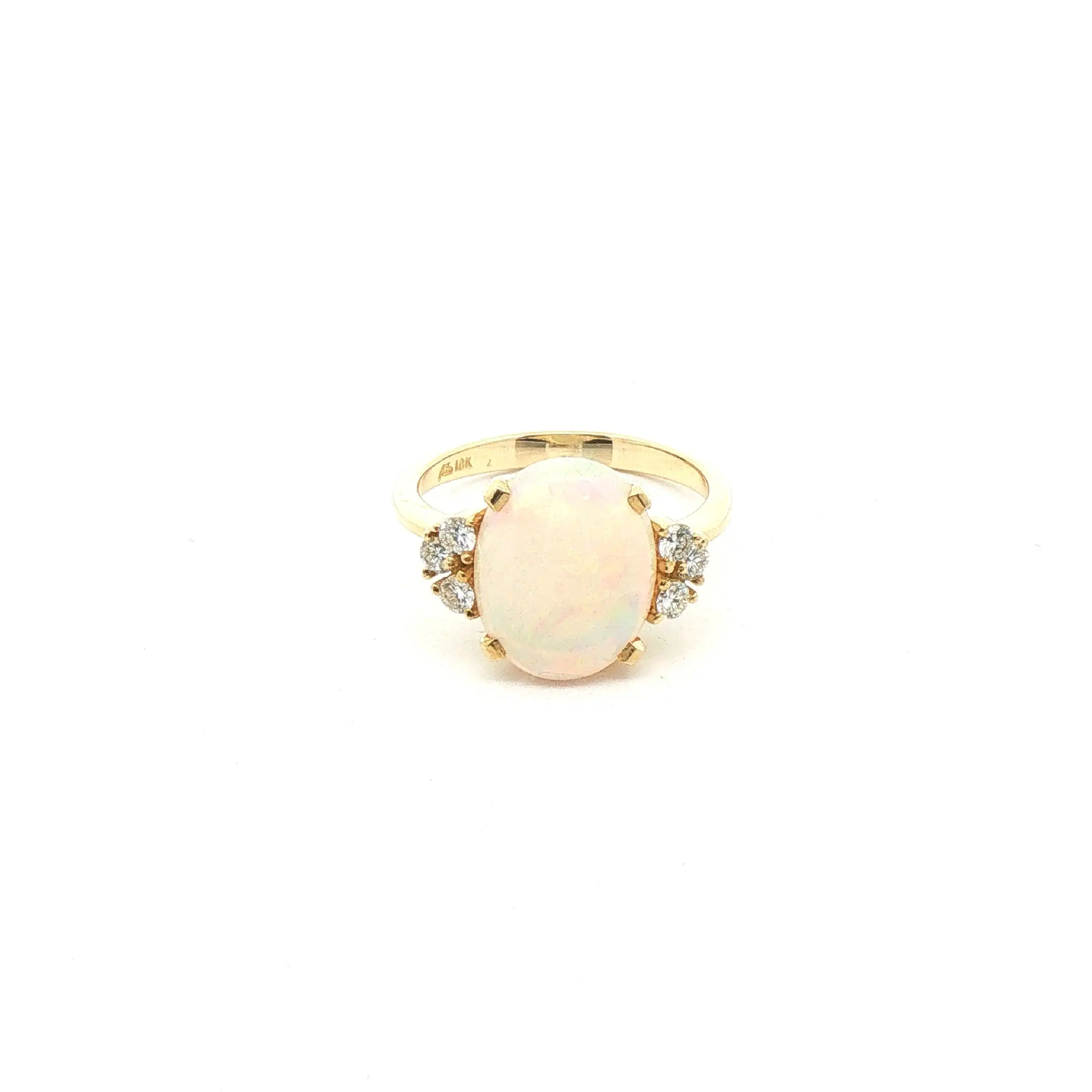 RIng Gelbgold mit Brillanten und Opal RIng Gelbgold mit Brillanten und Opal
