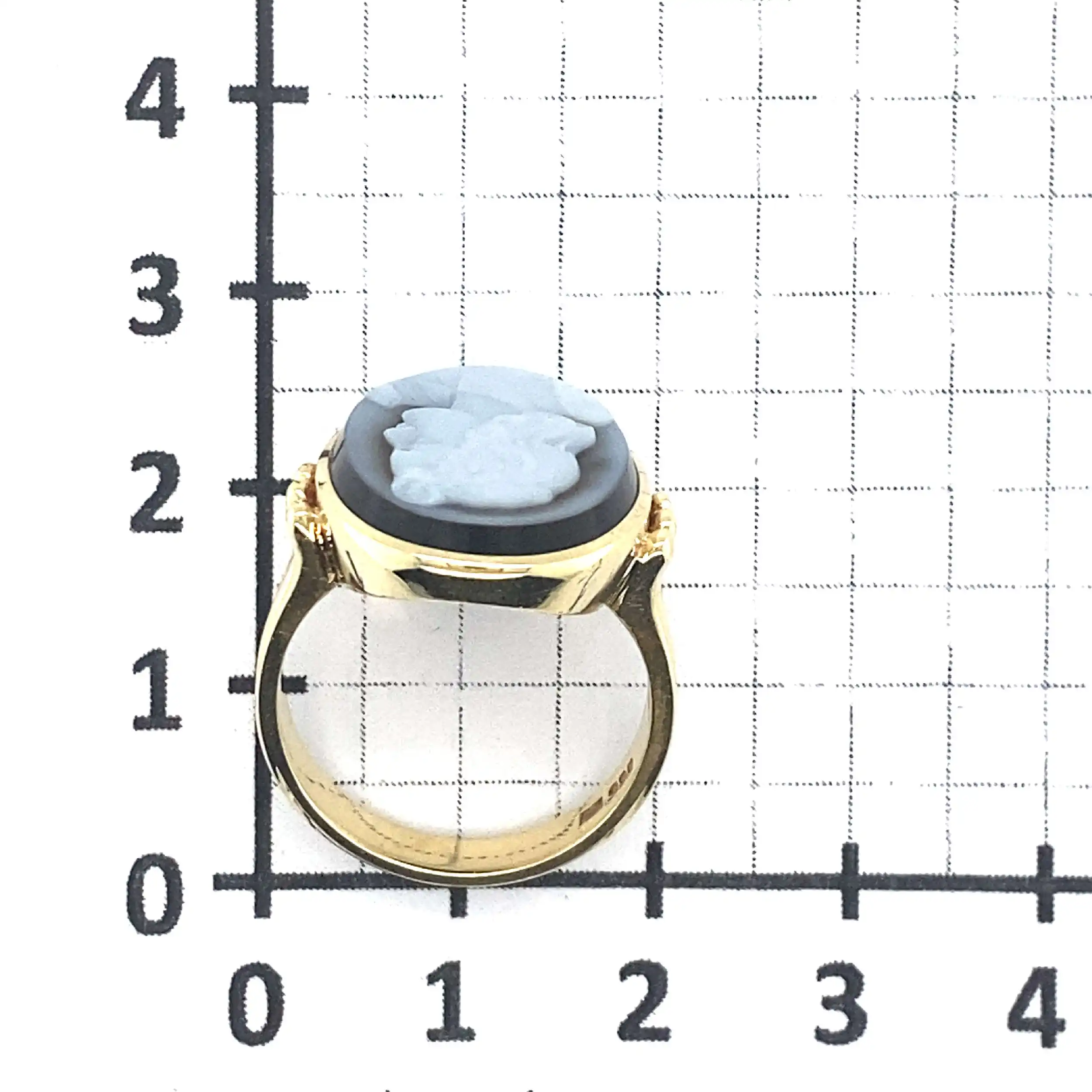 Ring Gelbgold mit Gemme Ring Gelbgold mit Gemme