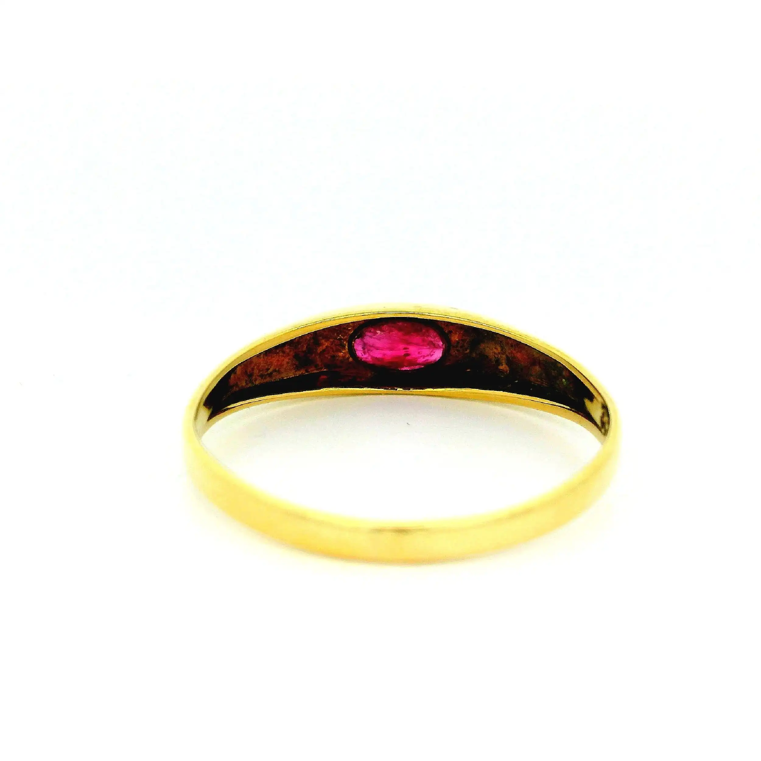 Ring Gelbgold mit Rubin Ring Gelbgold mit Rubin