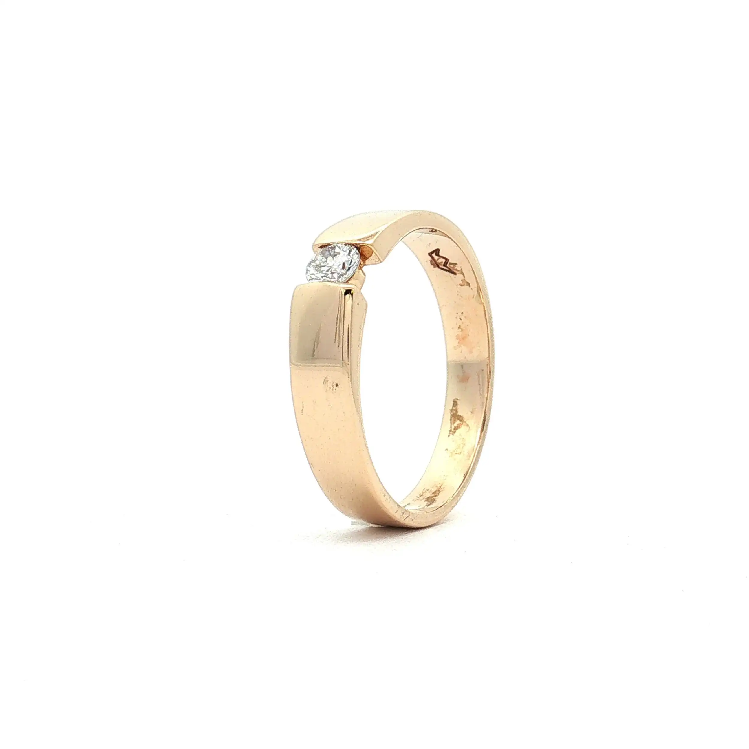 Ring Gelbgold mit Brillant Solitär Ring Gelbgold mit Brillant Solitär