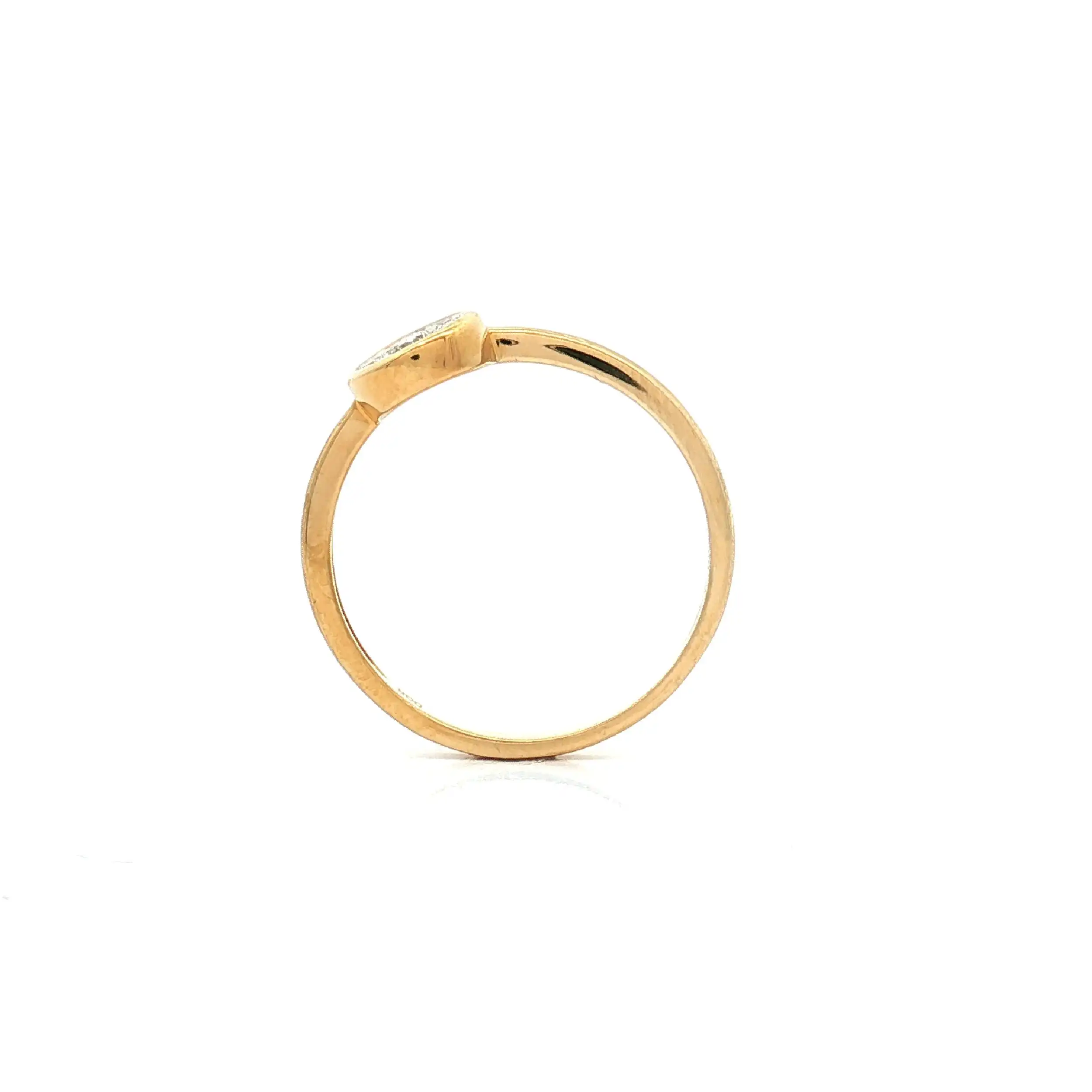 Ring Gelbgold "Tropfen" mit Brillanten Ring Gelbgold "Tropfen" mit Brillanten