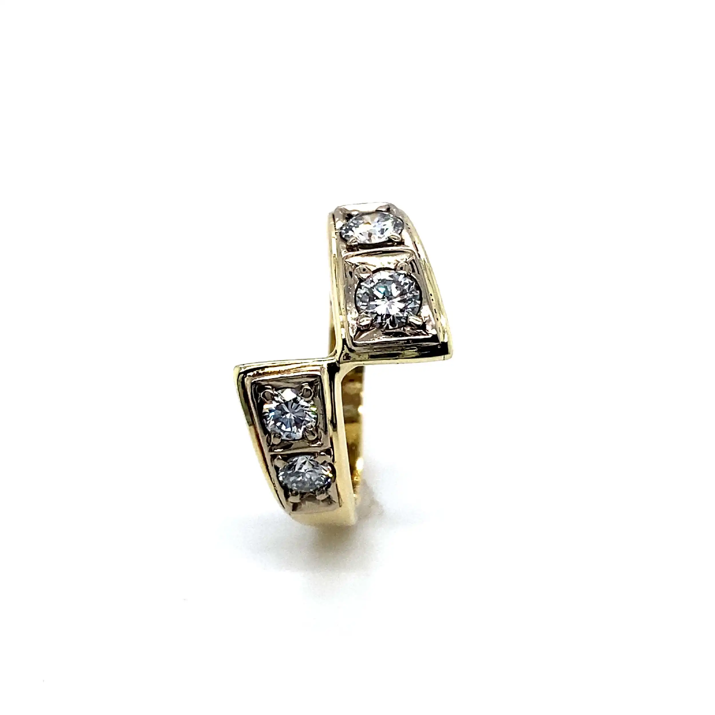 Ring Bicolor mit 4 Brillanten Ring Bicolor mit 4 Brillanten
