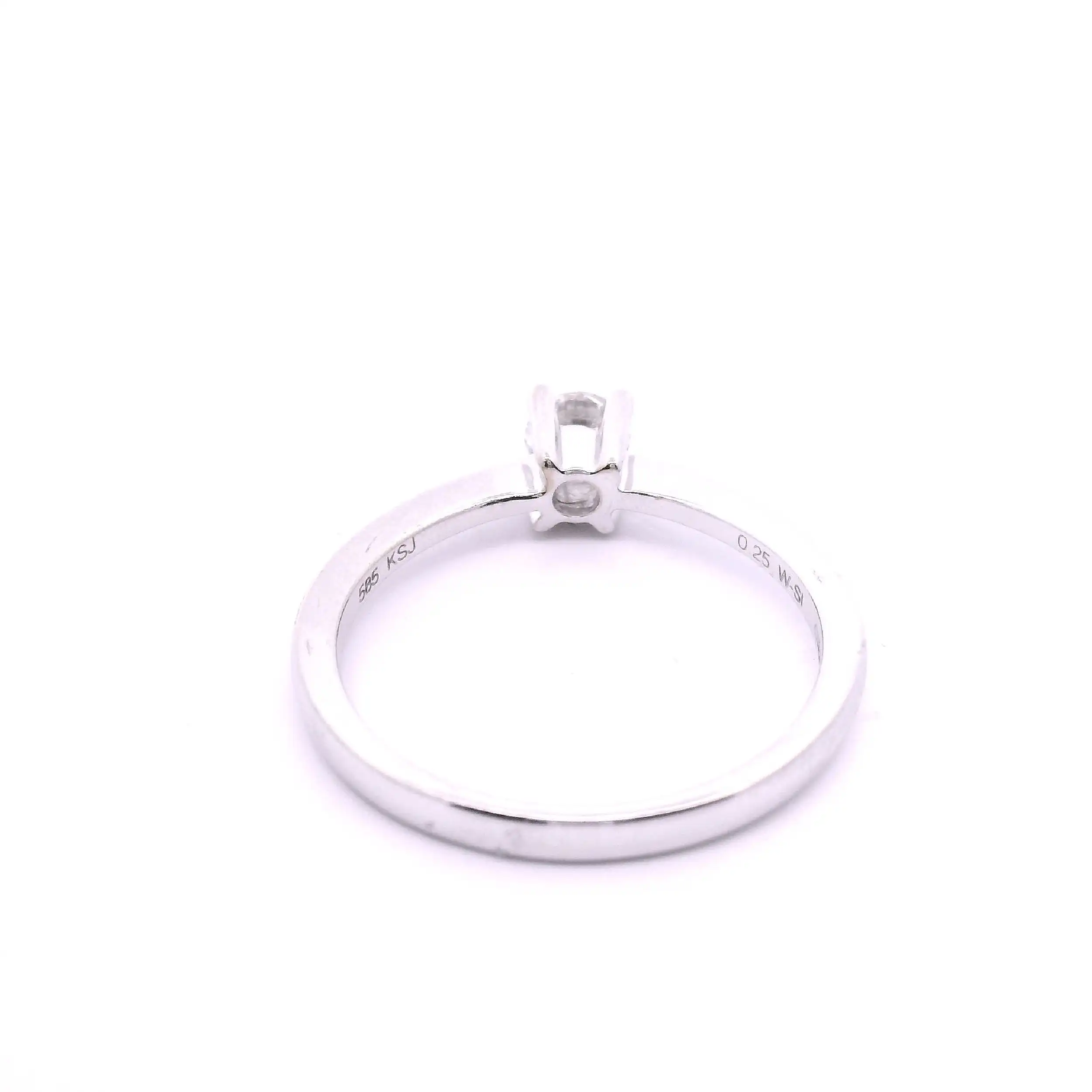Ring Weißgold mit Brillant Christ, graviert mit 0,25ct W/SI Ring Weißgold mit Brillant Christ, graviert mit 0,25ct W/SI