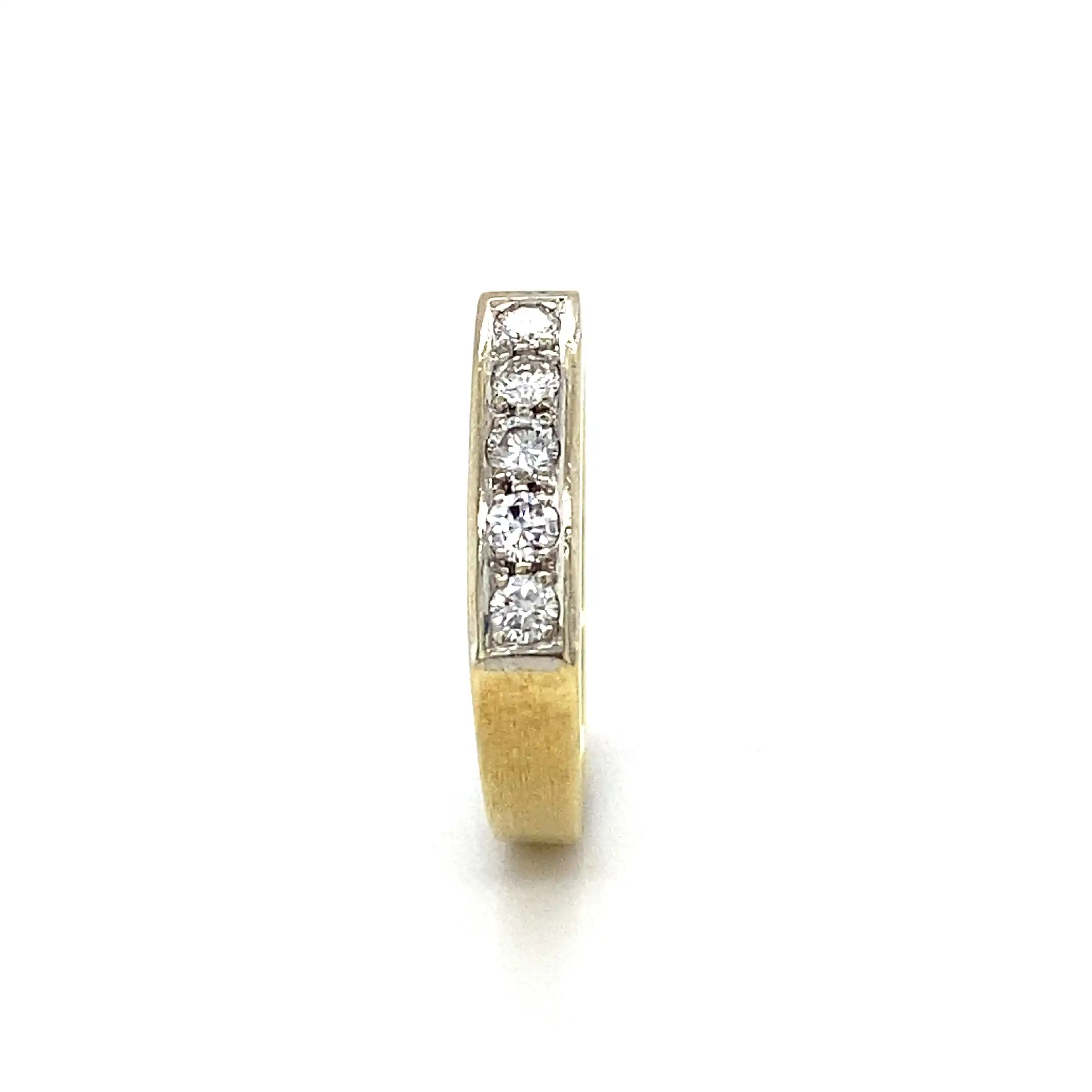Ring Gelbgold mit Brillanten Ring Gelbgold mit Brillanten