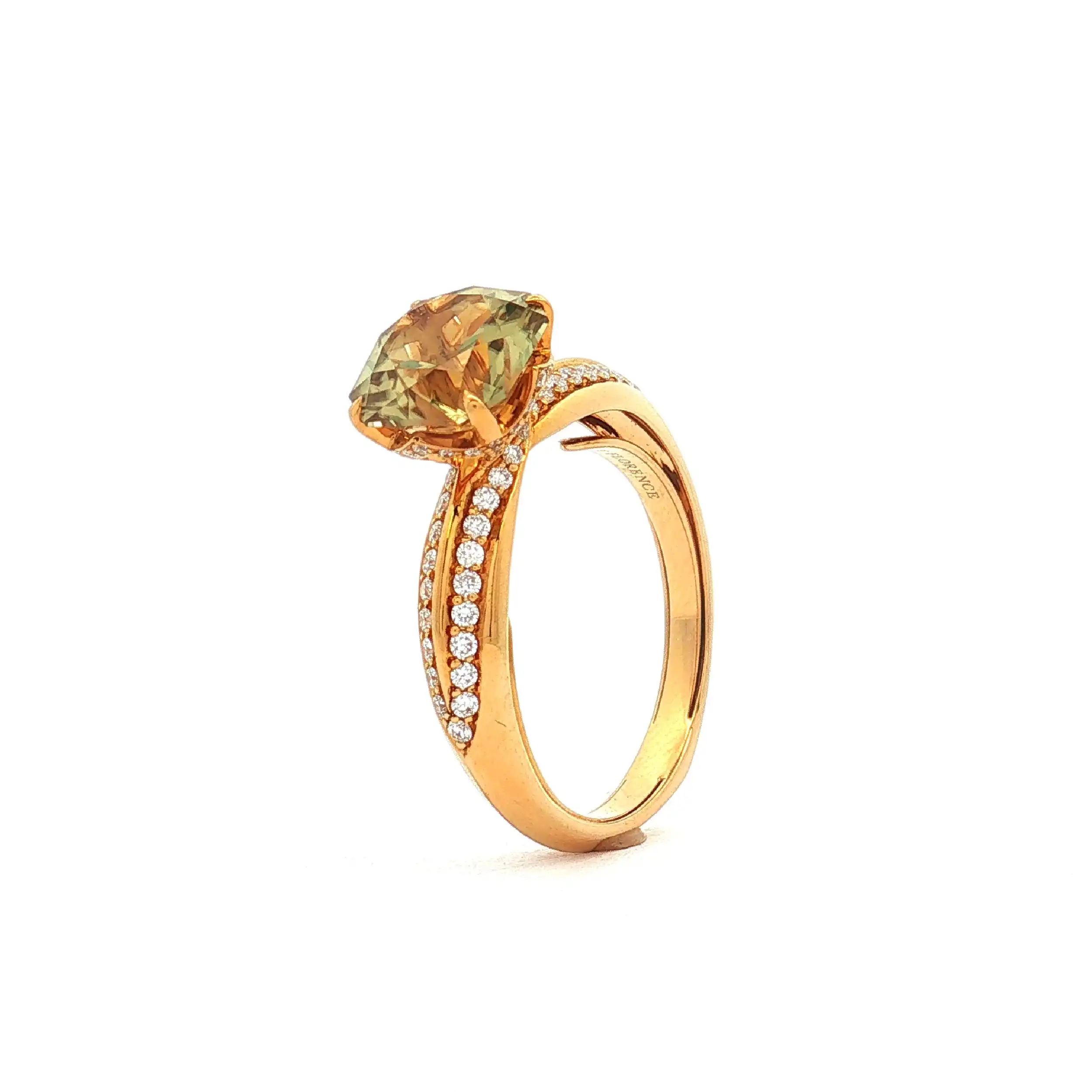Ring Gelbgold mit Zultanite und Brillanten Kat Florence