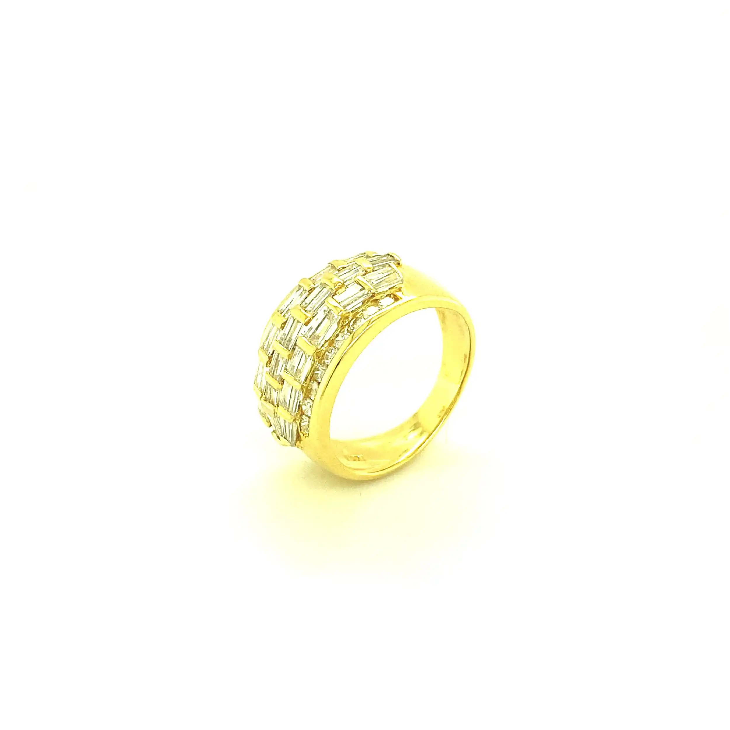Ring Gelbgold mit Brillanten und Baguette Diamanten Ring Gelbgold mit Brillanten und Baguette Diamanten