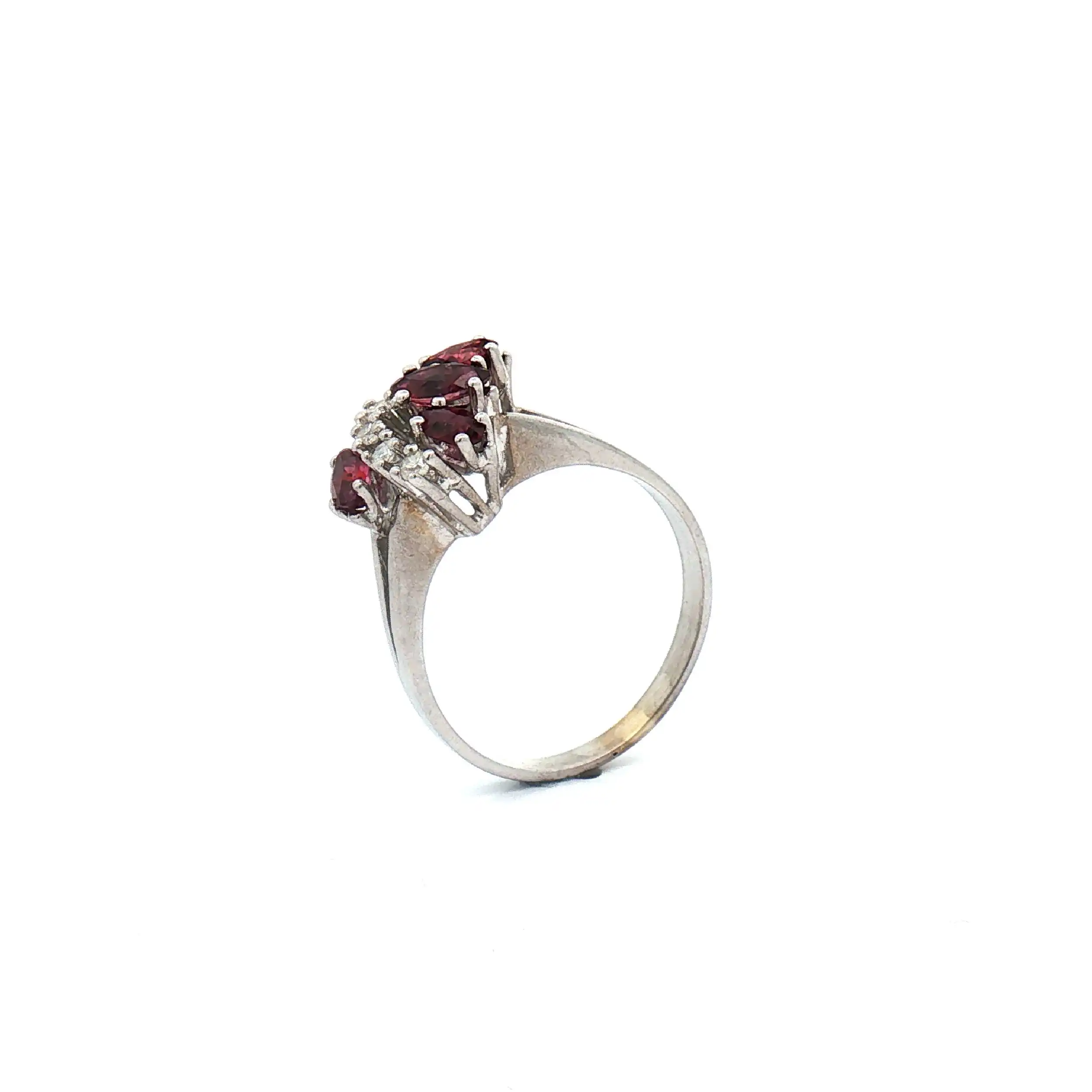 Ring Weißgold mit Diamanten und Rubin Ring Weißgold mit Diamanten und Rubin