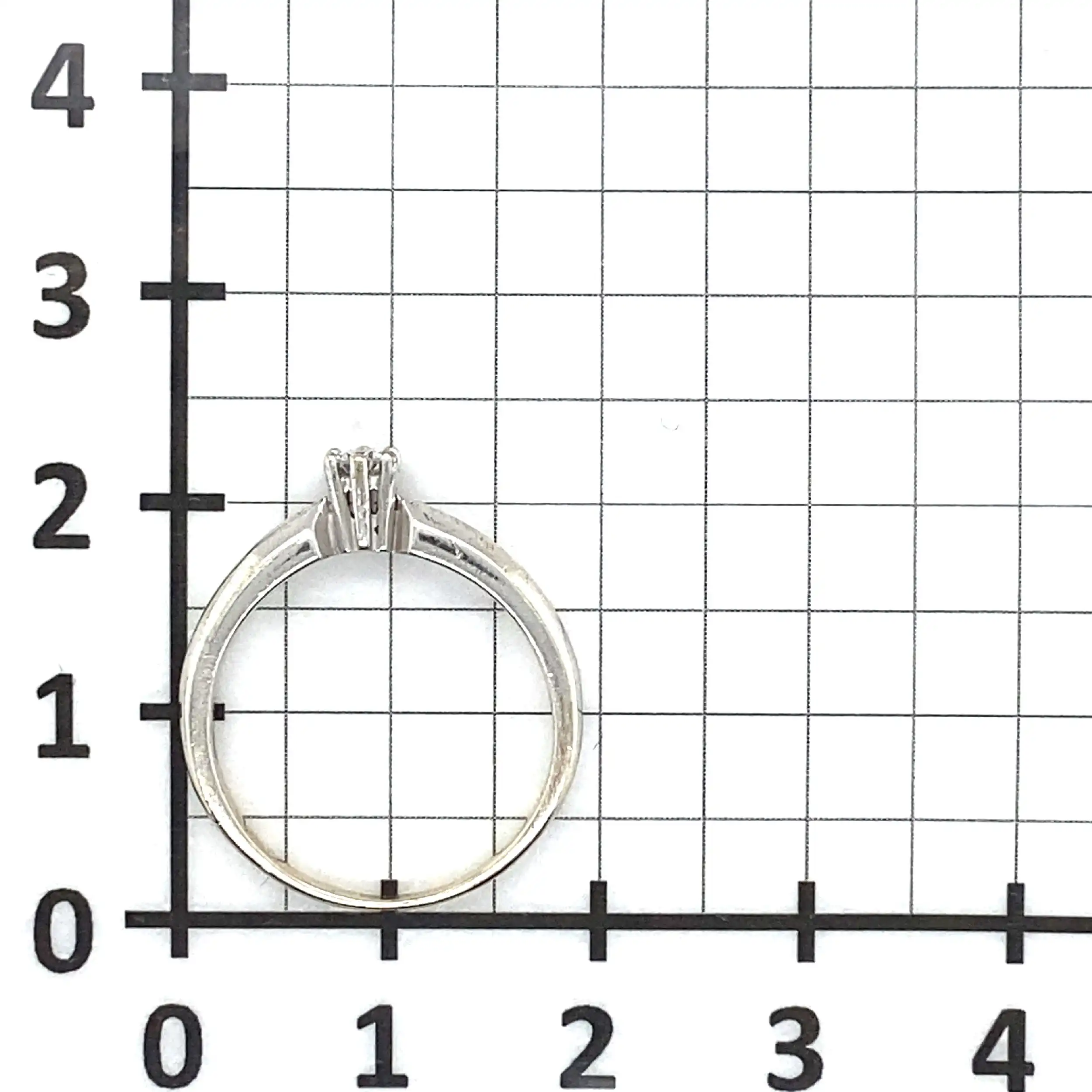 Ring Weißgold mit Brillant, graviert mit 0,08ct Ring Weißgold mit Brillant, graviert mit 0,08ct