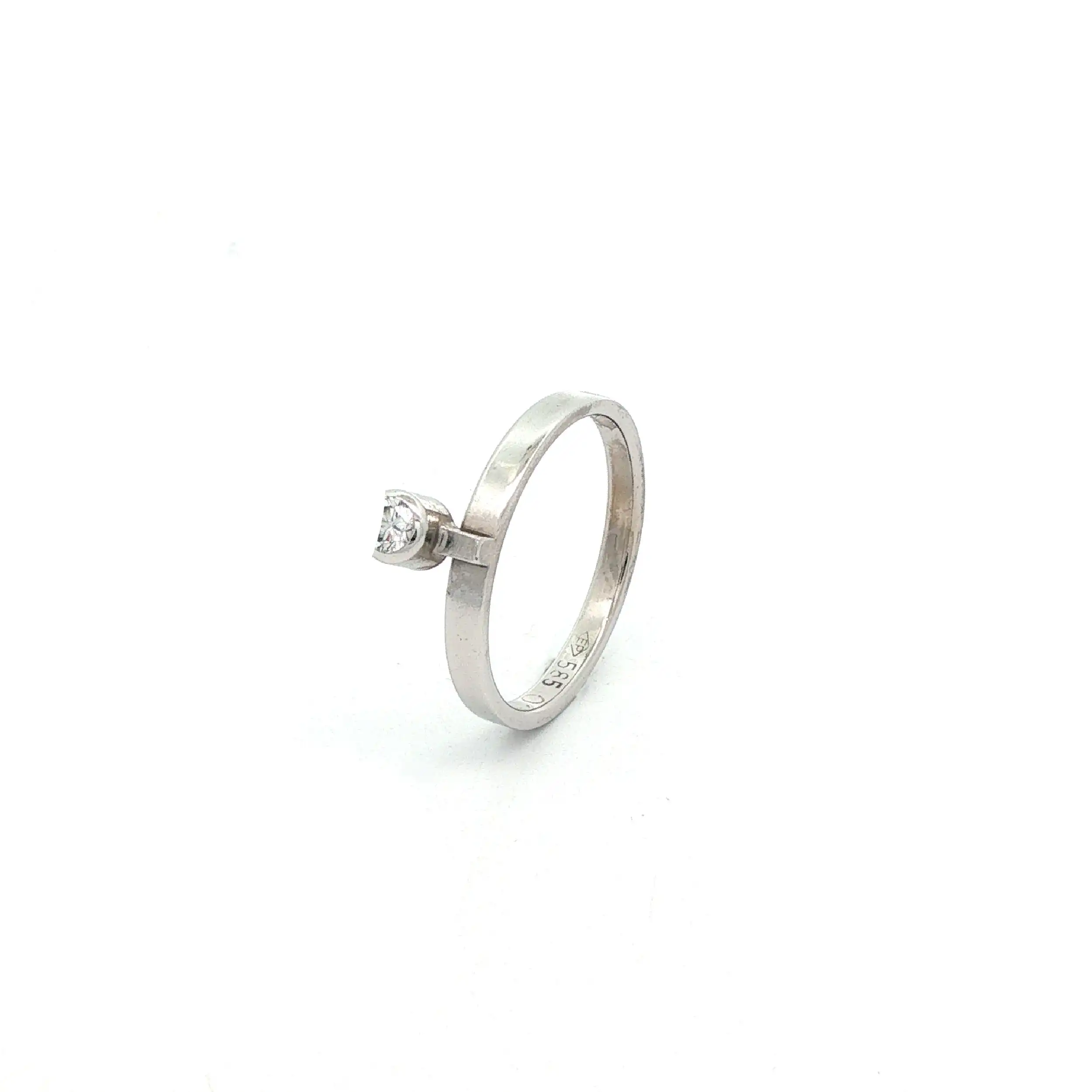 Ring Weißgold mit Brillant, graviert mit 0,13ct