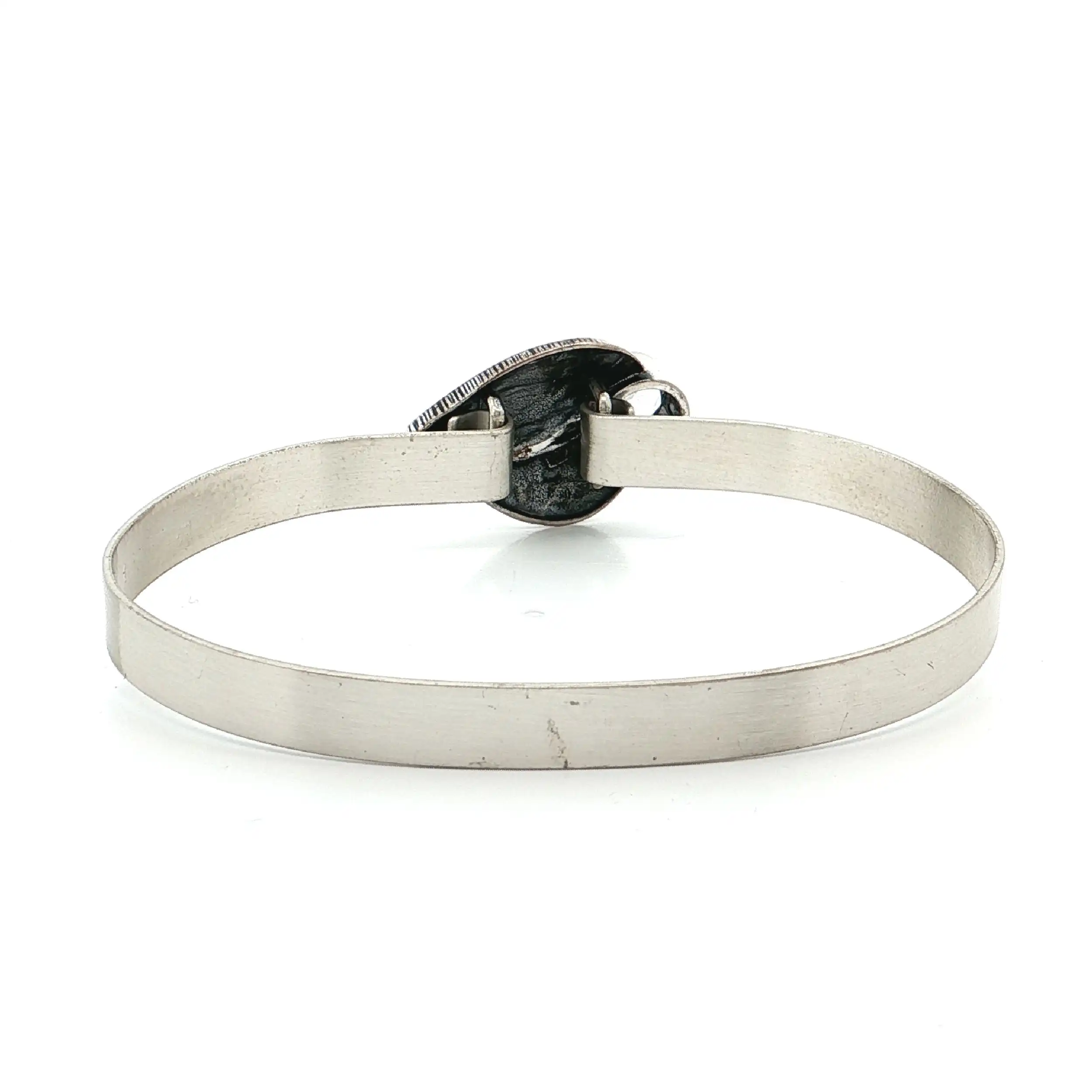 Armreif Silber mattiert mit Bergkristall