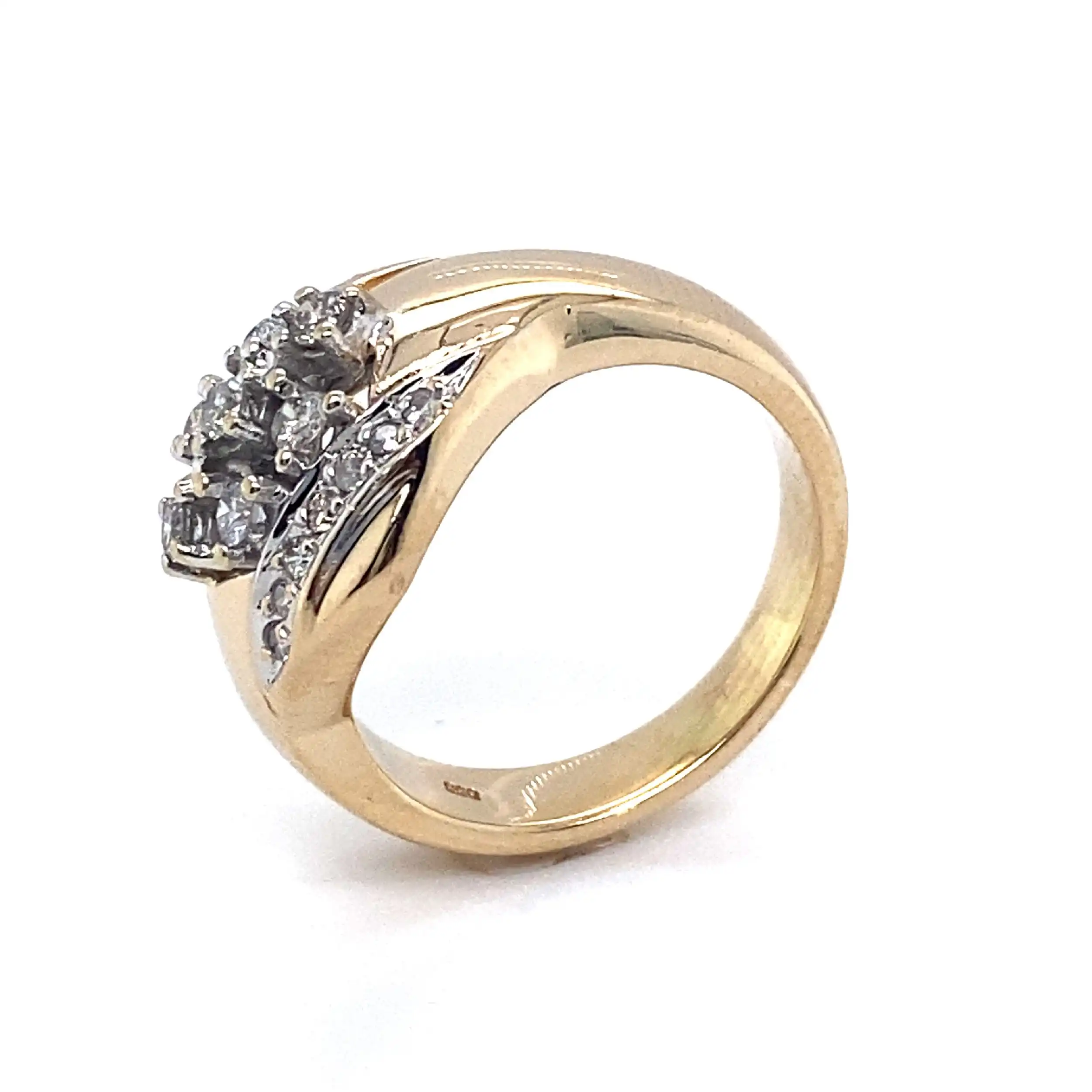 Ring Gelbgold mit Brillanten Ring Gelbgold mit Brillanten