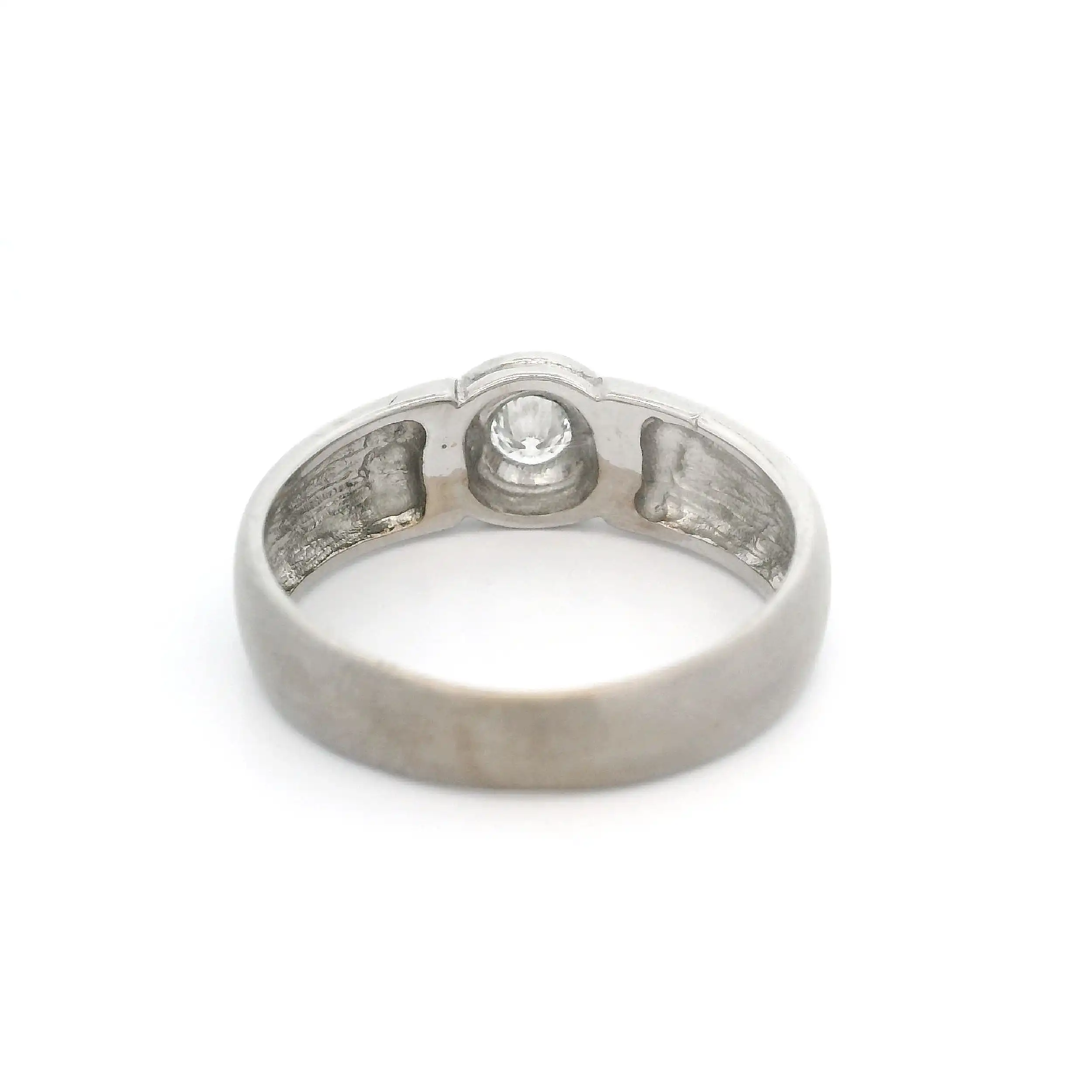 Ring Weißgold mit Brillant Ring Weißgold mit Brillant